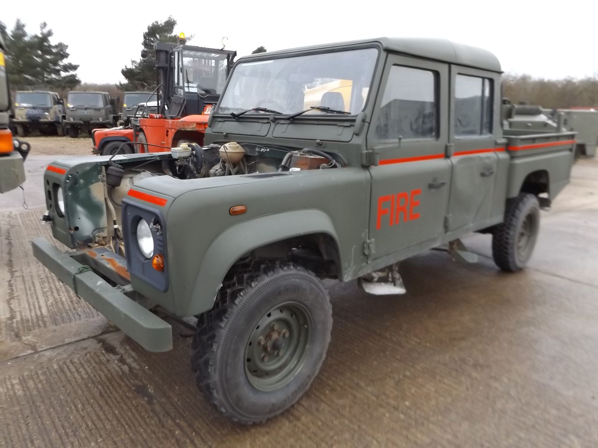 Land Rover Defender 130 TD5 Double Cab Pick Up Spares or Repairs - Image 3 of 17