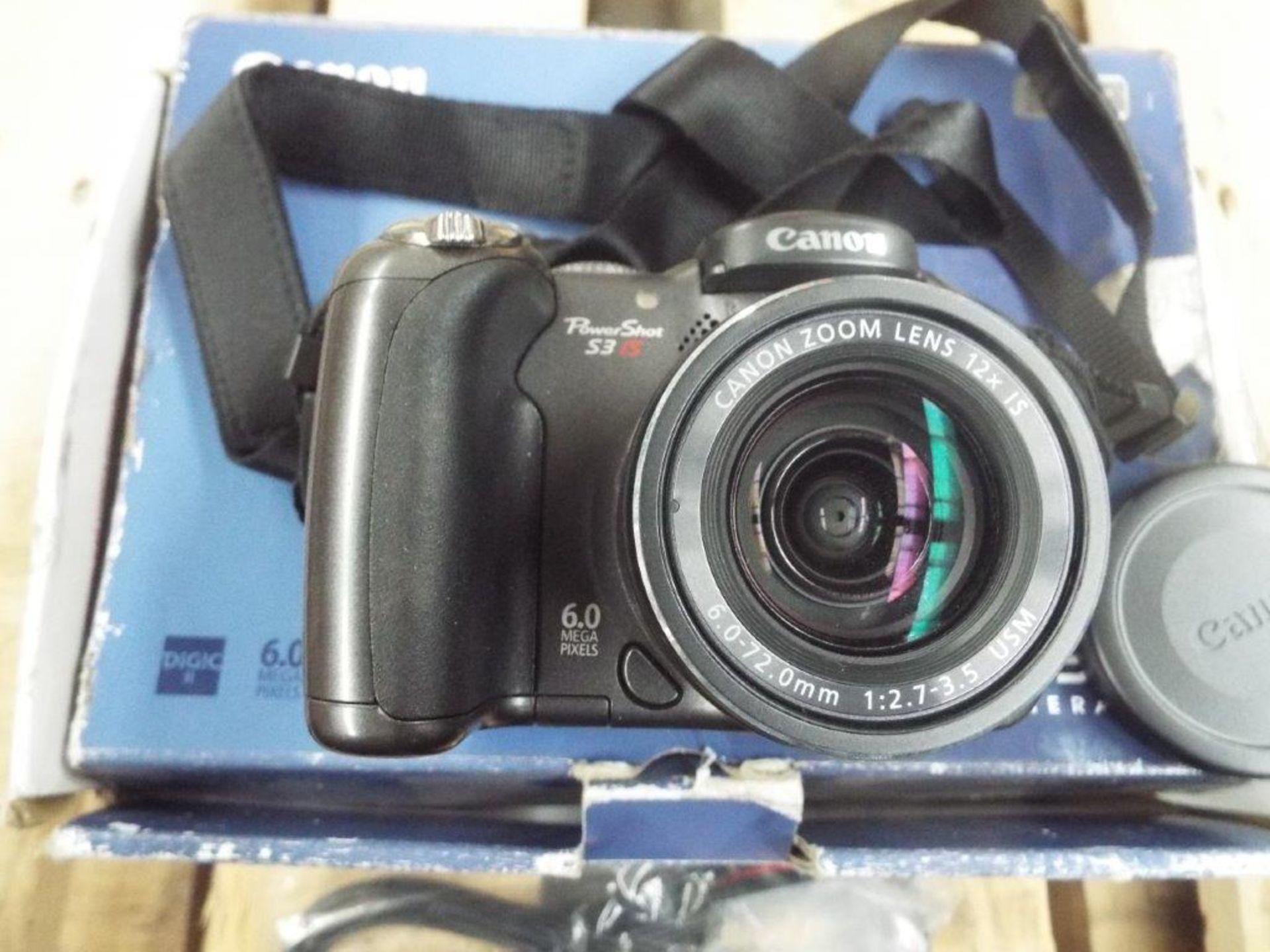 Canon Powershot S3 IS 6.0MP Digital Camera - Bild 4 aus 8