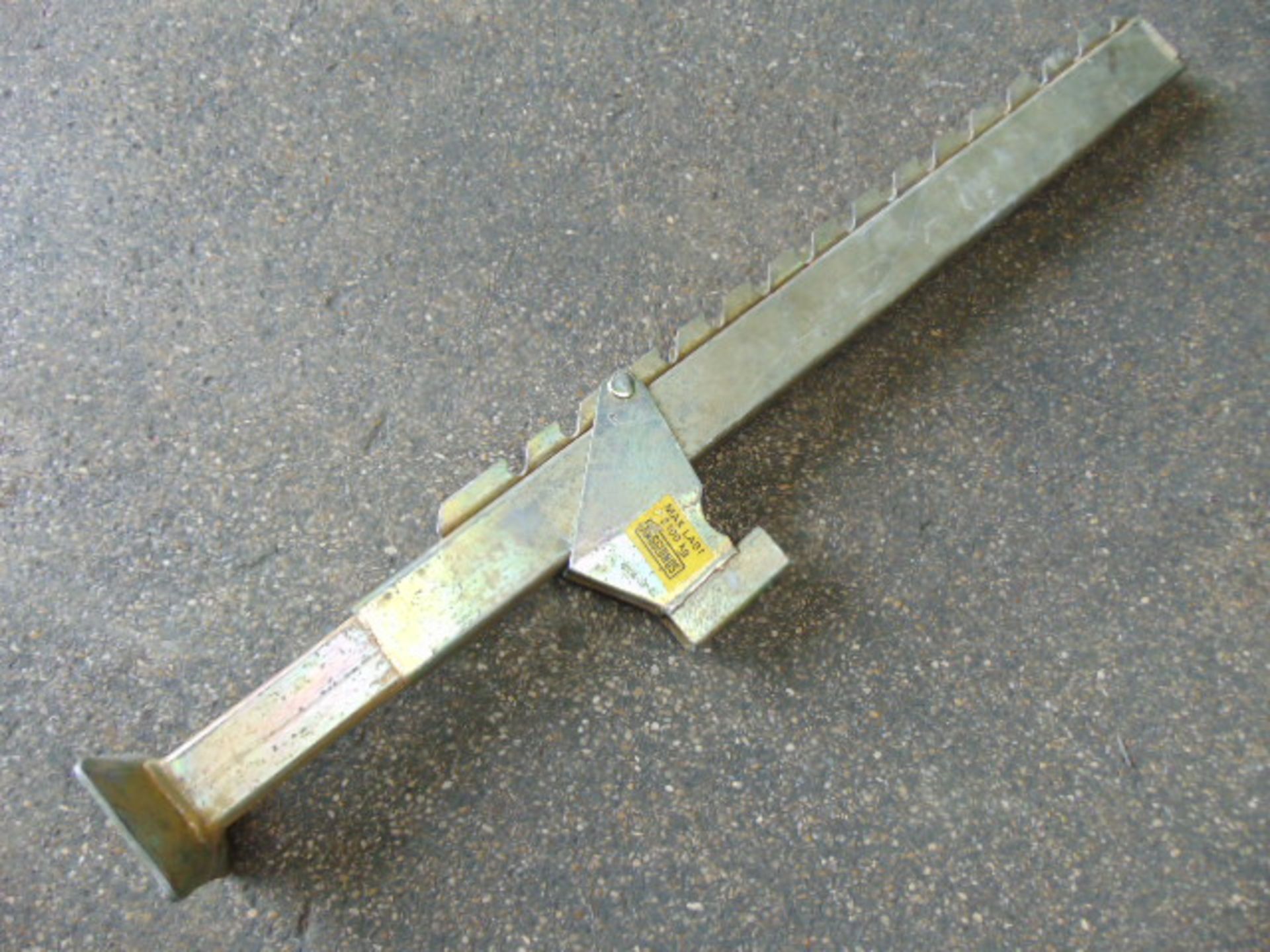 Hagglunds BV 2400kg High Lift Jack - Image 4 of 7