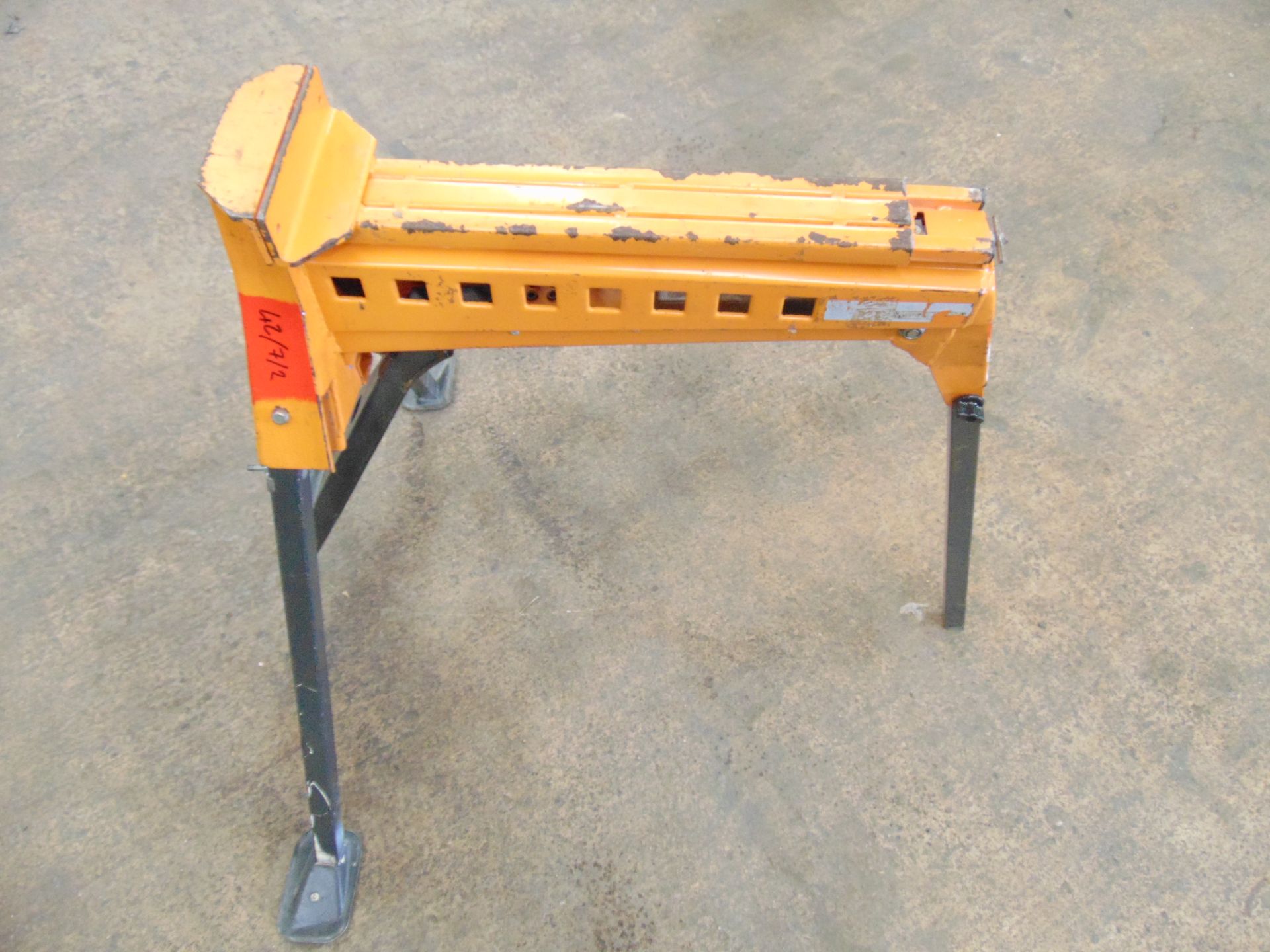 Triton SuperJaws Collapsible Bench Vice