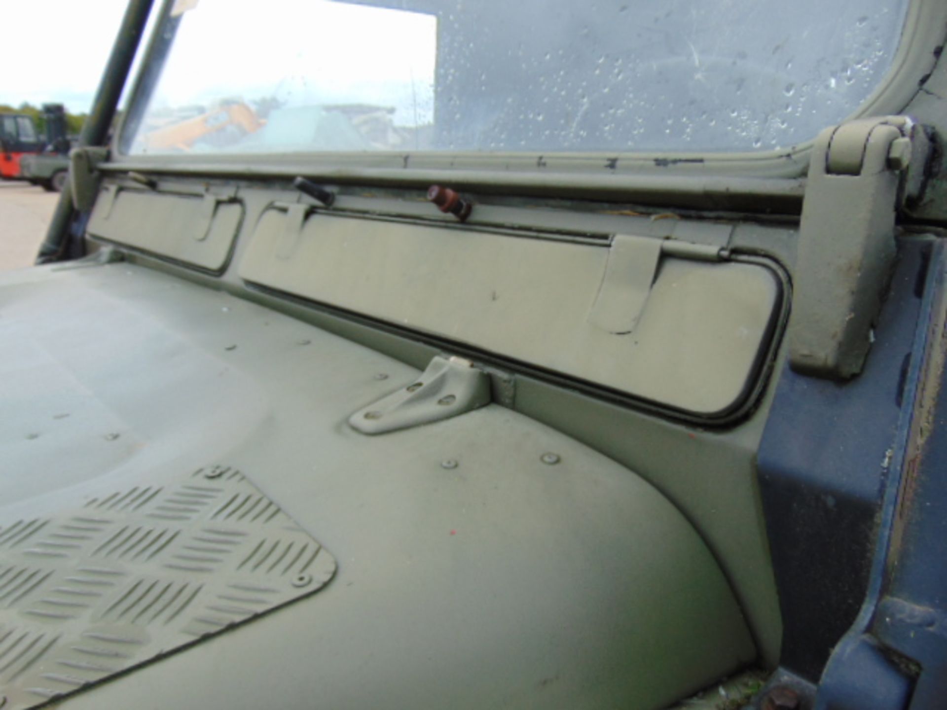 Left Hand Drive Land Rover Defender TITHONUS 110 Hard Top - Image 13 of 18