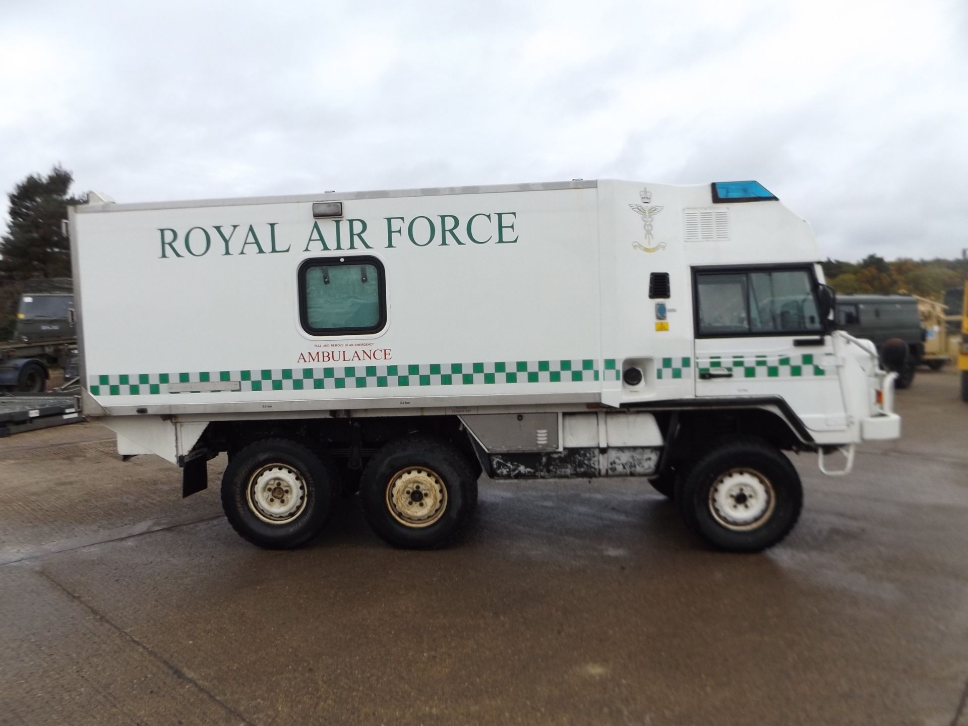 Military Specification Pinzgauer 718 6x6 Ambulance - Image 5 of 26