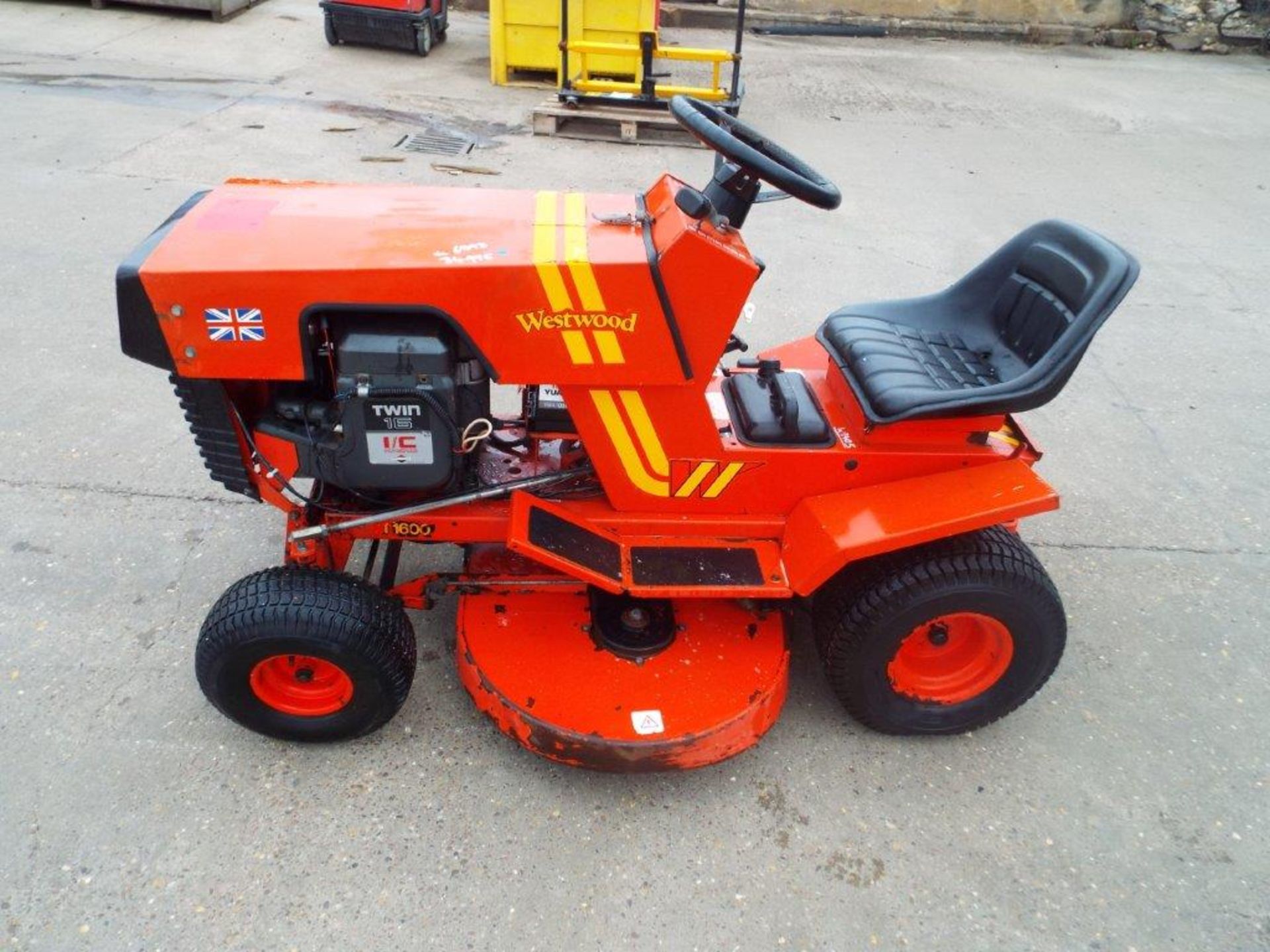 Westwood T1600 Ride On Mower - Bild 4 aus 17