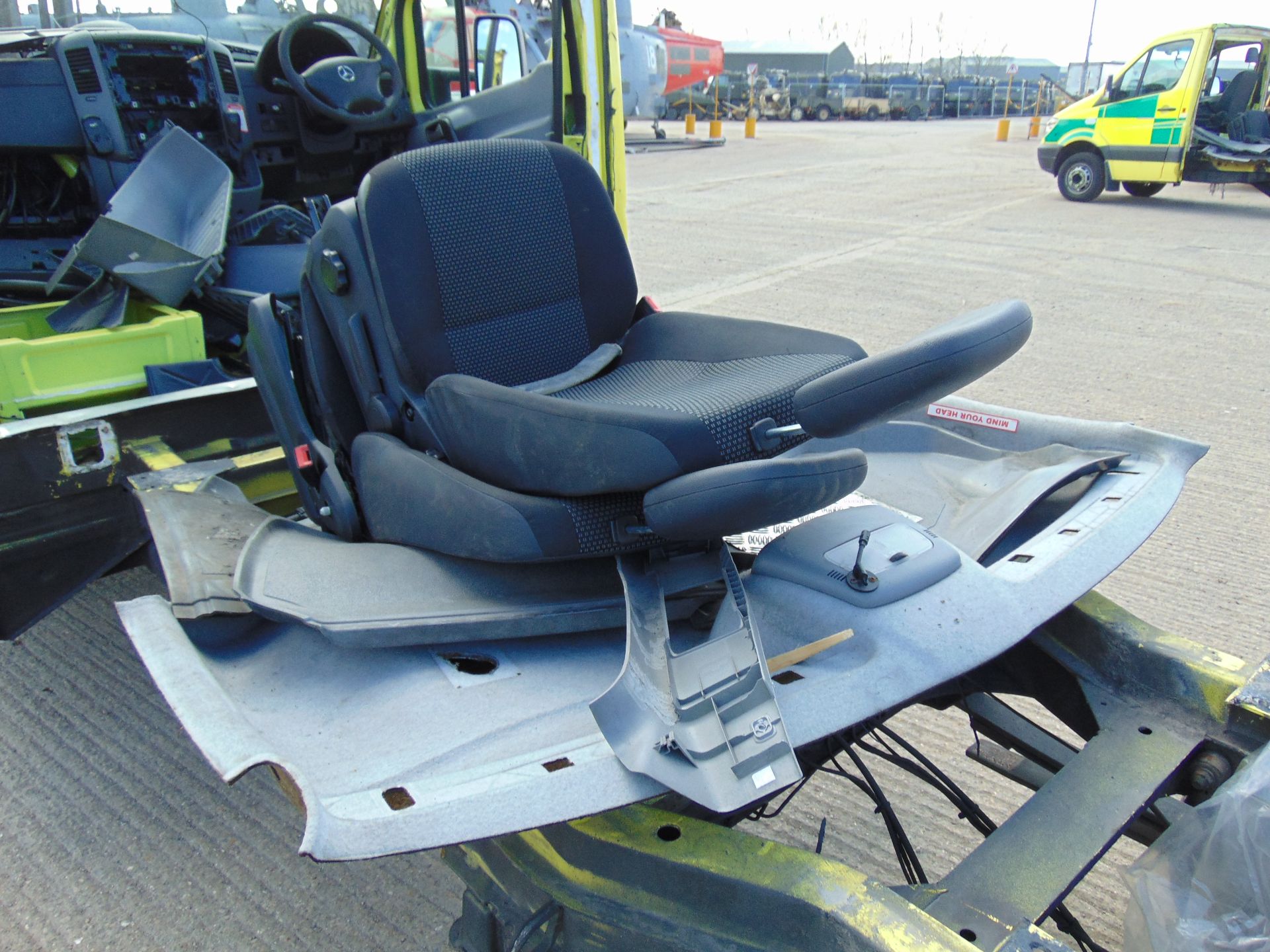 Mercedes Sprinter 515 CDI Chassis Cab - Image 9 of 15