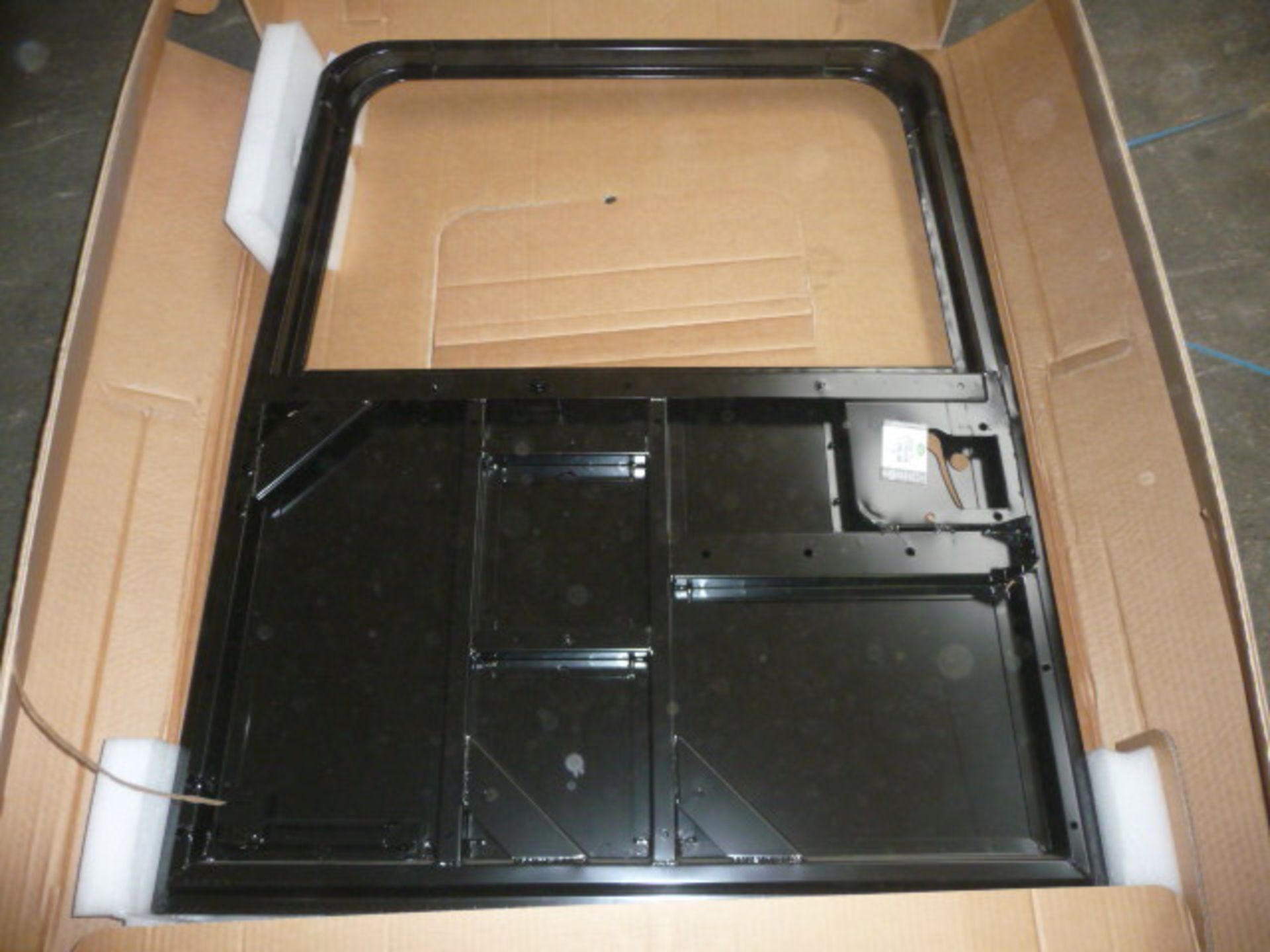 Land Rover Defender RRC3664 - Rear End Door Assy