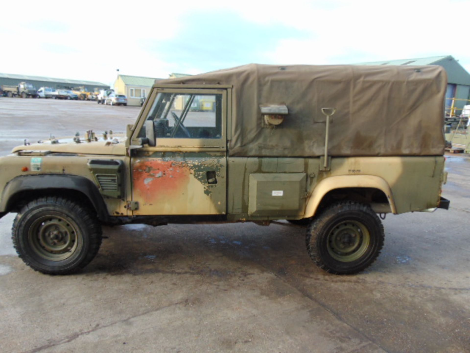 Land Rover Wolf 110 Soft Top - Image 4 of 22