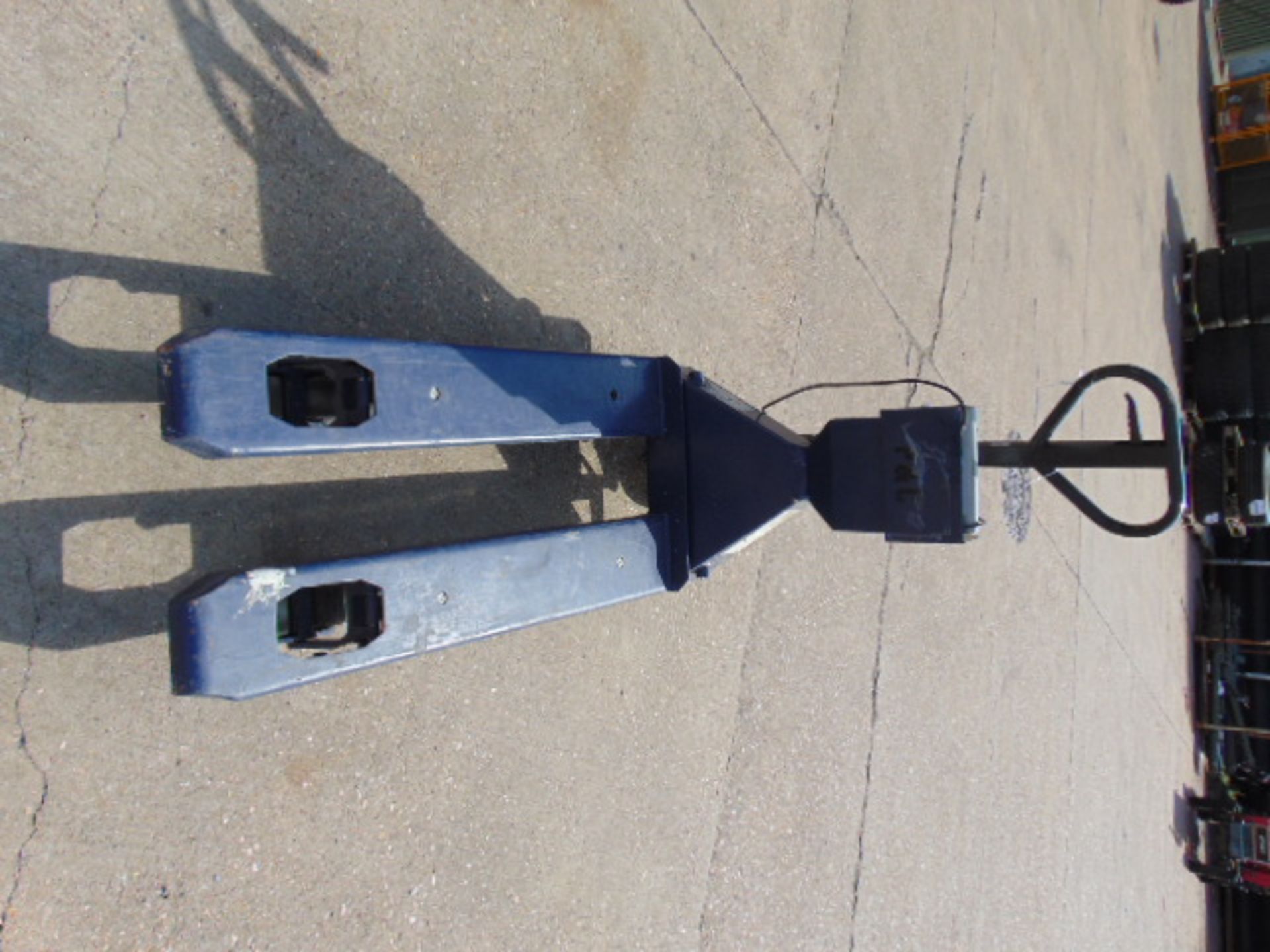 Pallet Truck with Scales - Image 2 of 9