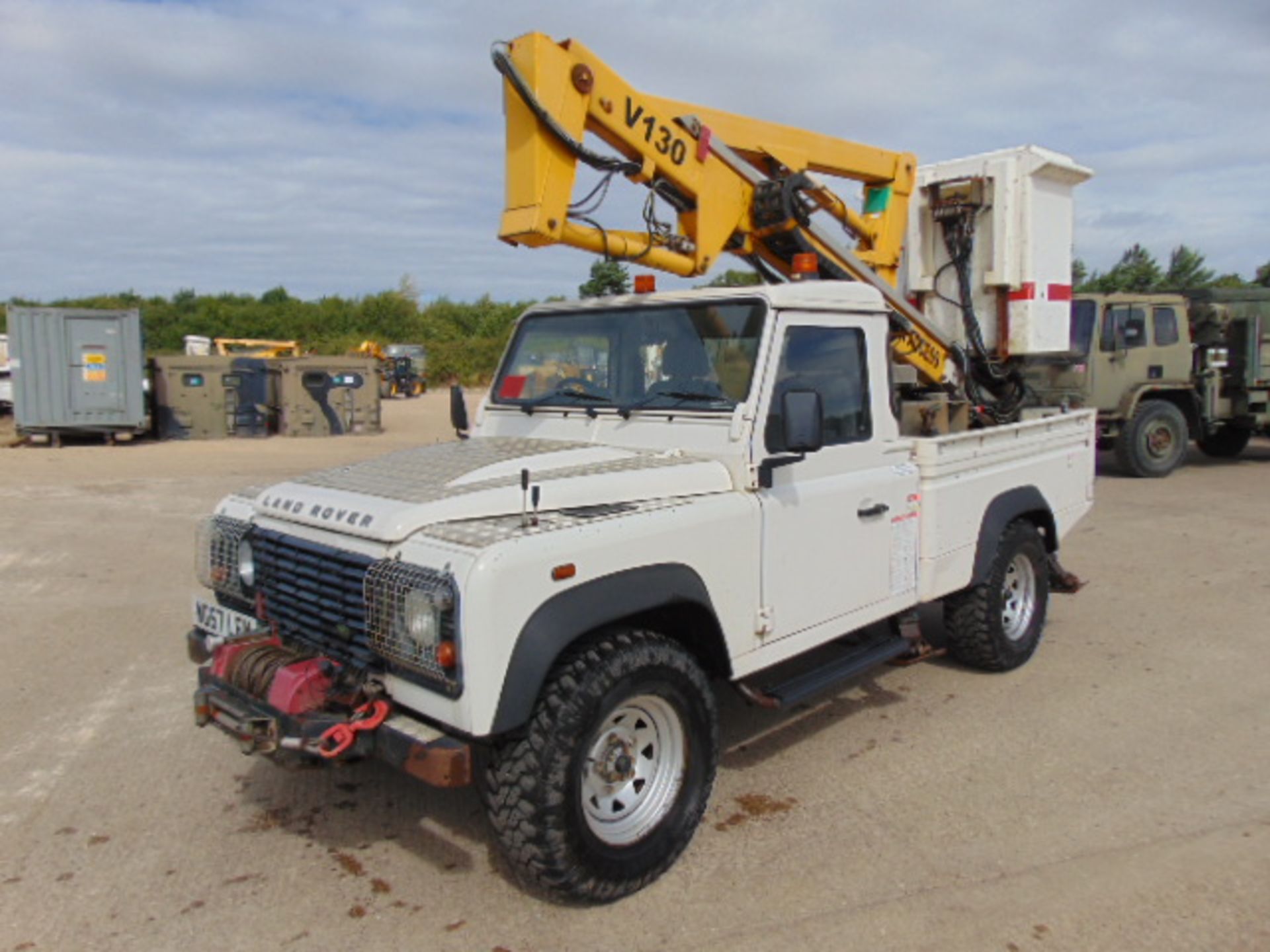 Land Rover 110 2.4TDCi Defender Fitted with V130 13 Metre Platform Access Hoist - Image 3 of 23