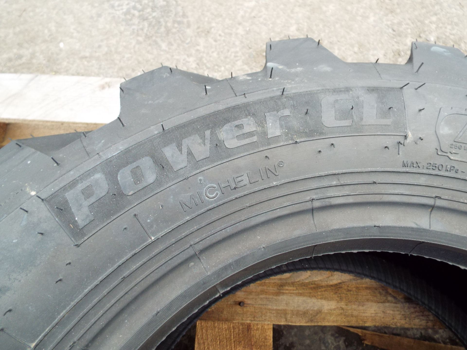 Michelin Power CL 280/80-18 Tyre - Bild 3 aus 6