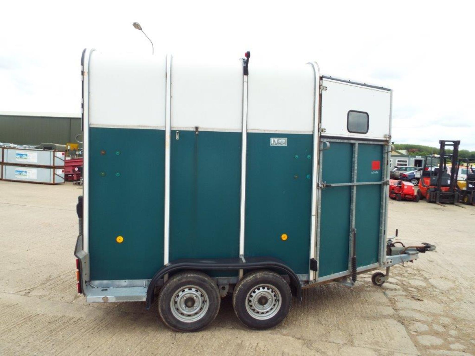 Ifor Williams Twin Axle 2 Horse Trailer - Image 11 of 25