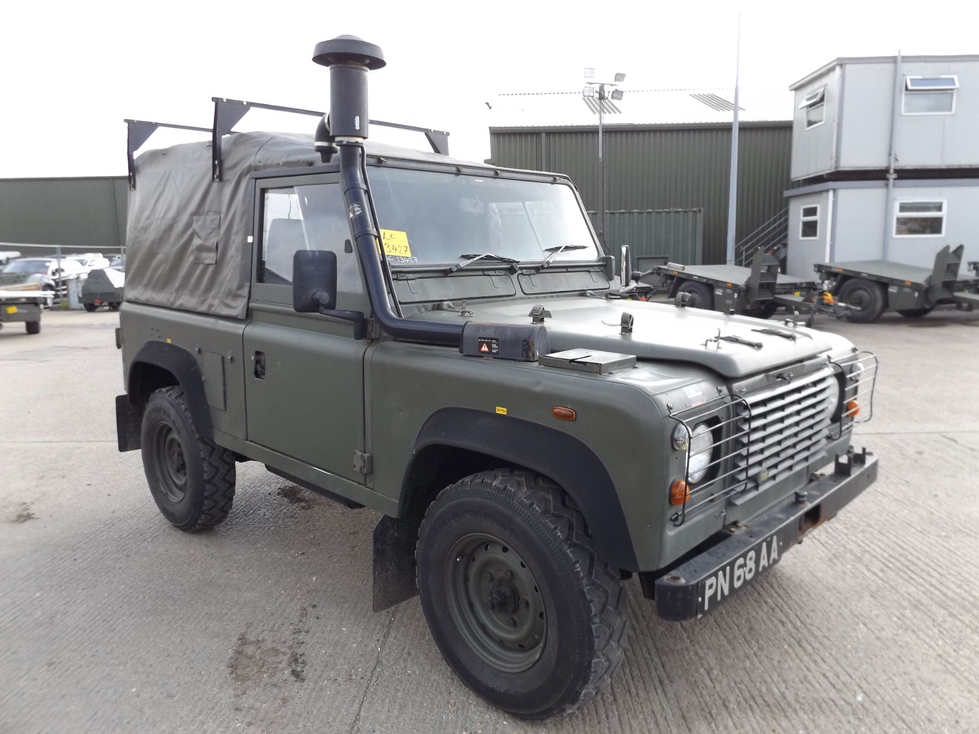 Land Rover Wolf Winter/Water 90 Soft Top