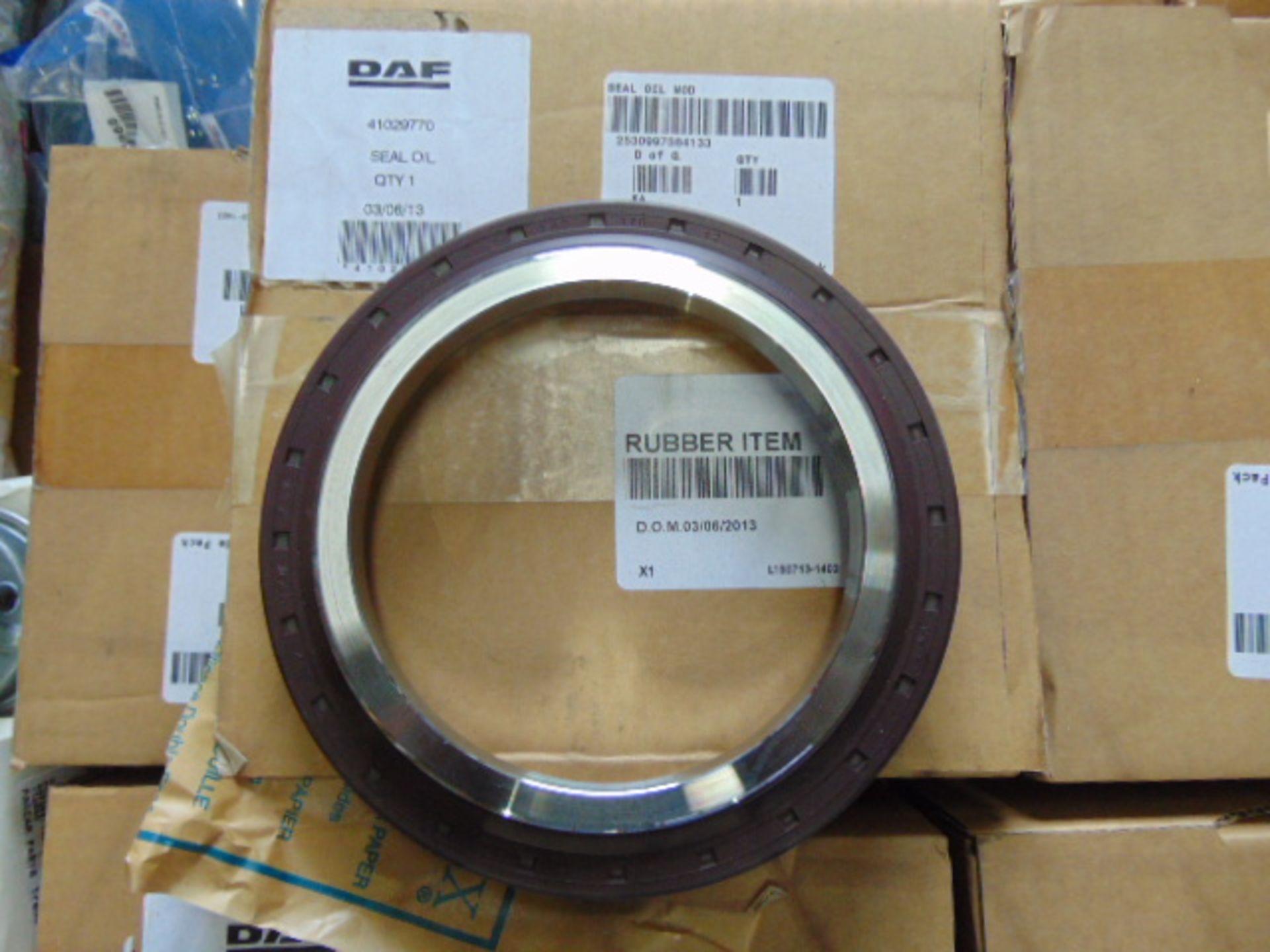 Mixed Stillage of Truck Parts inc Mirrors, Seals, Hose Clips, Horns, Inner Tubes etc - Image 4 of 10