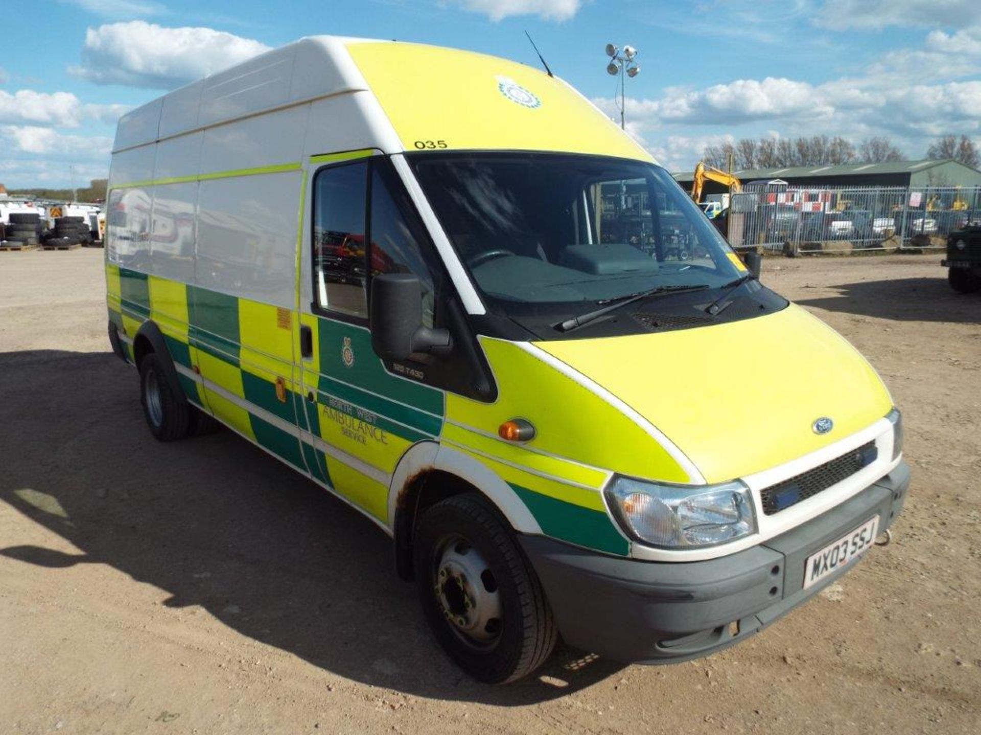 Ford Transit 350 Incident Support Vehicle with Ricon 300KG Tail Lift