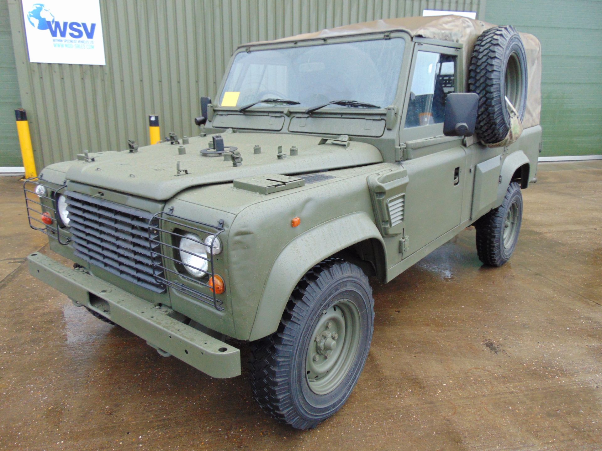 Land Rover Wolf 110 Soft Top - Bild 27 aus 27