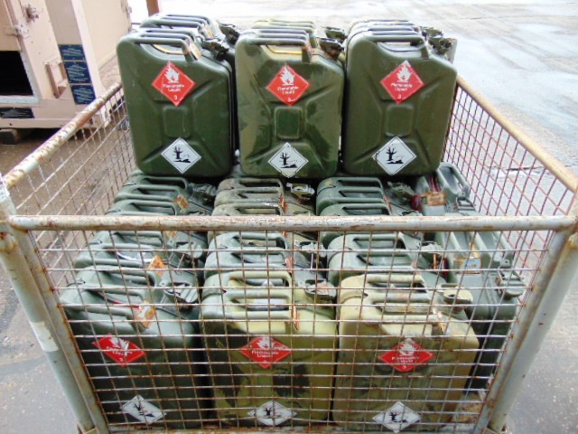 26 x 20L Jerry Cans