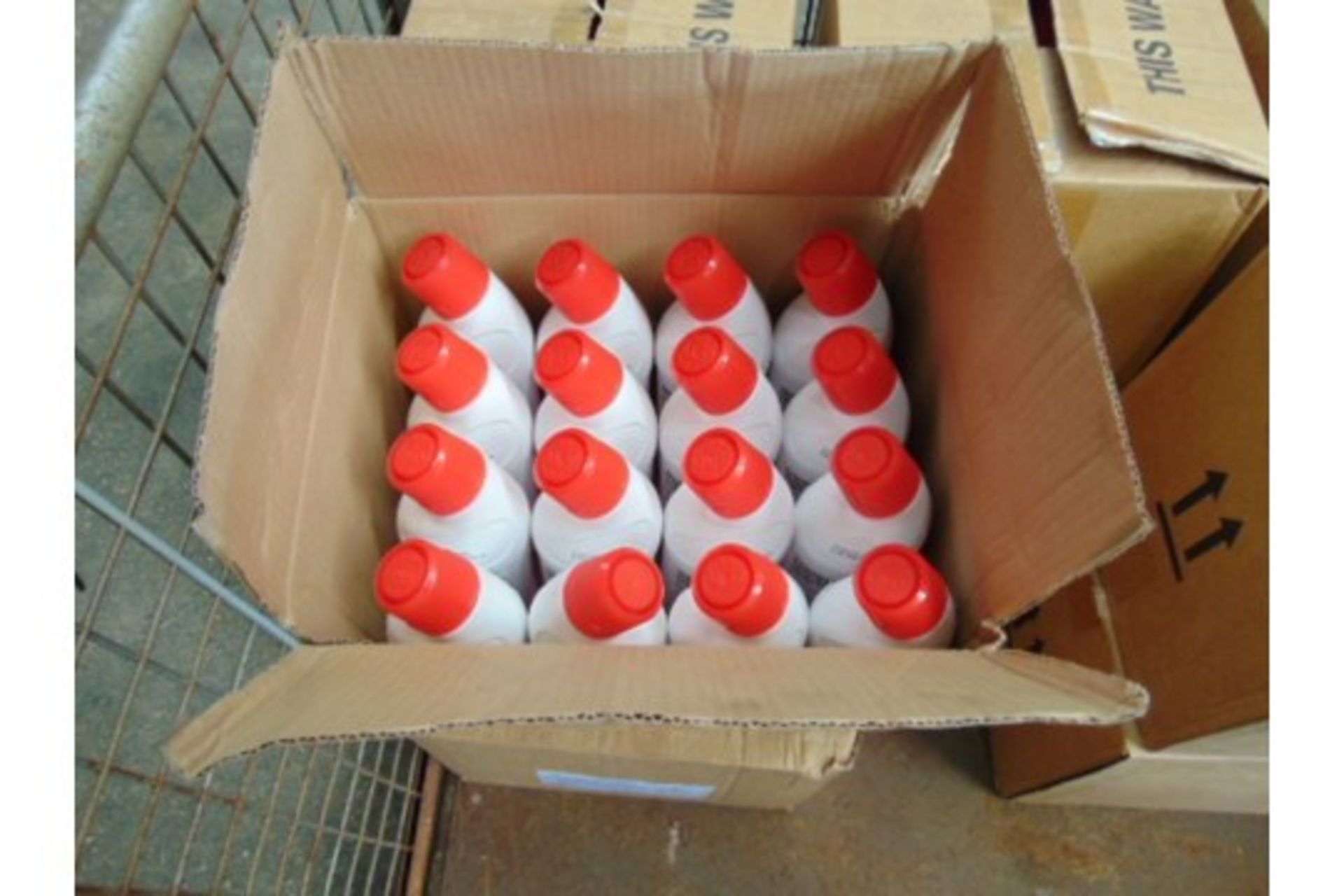 Approx 160 x 750ml Bottles Cleenol Toilet Cleaner Direct from reserve stores