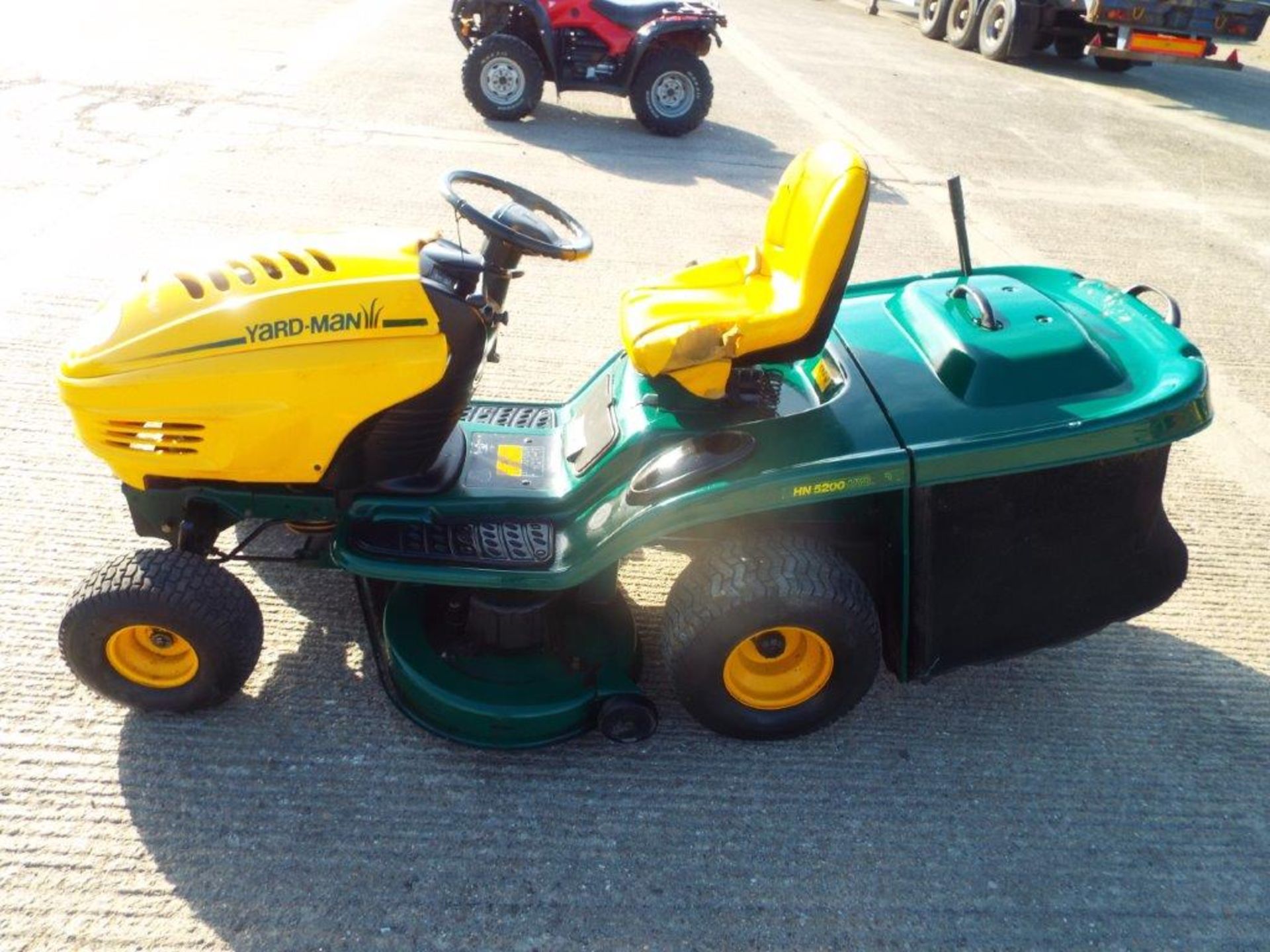 Yardman HN5200 Hydro Ride On Mower - Bild 4 aus 19