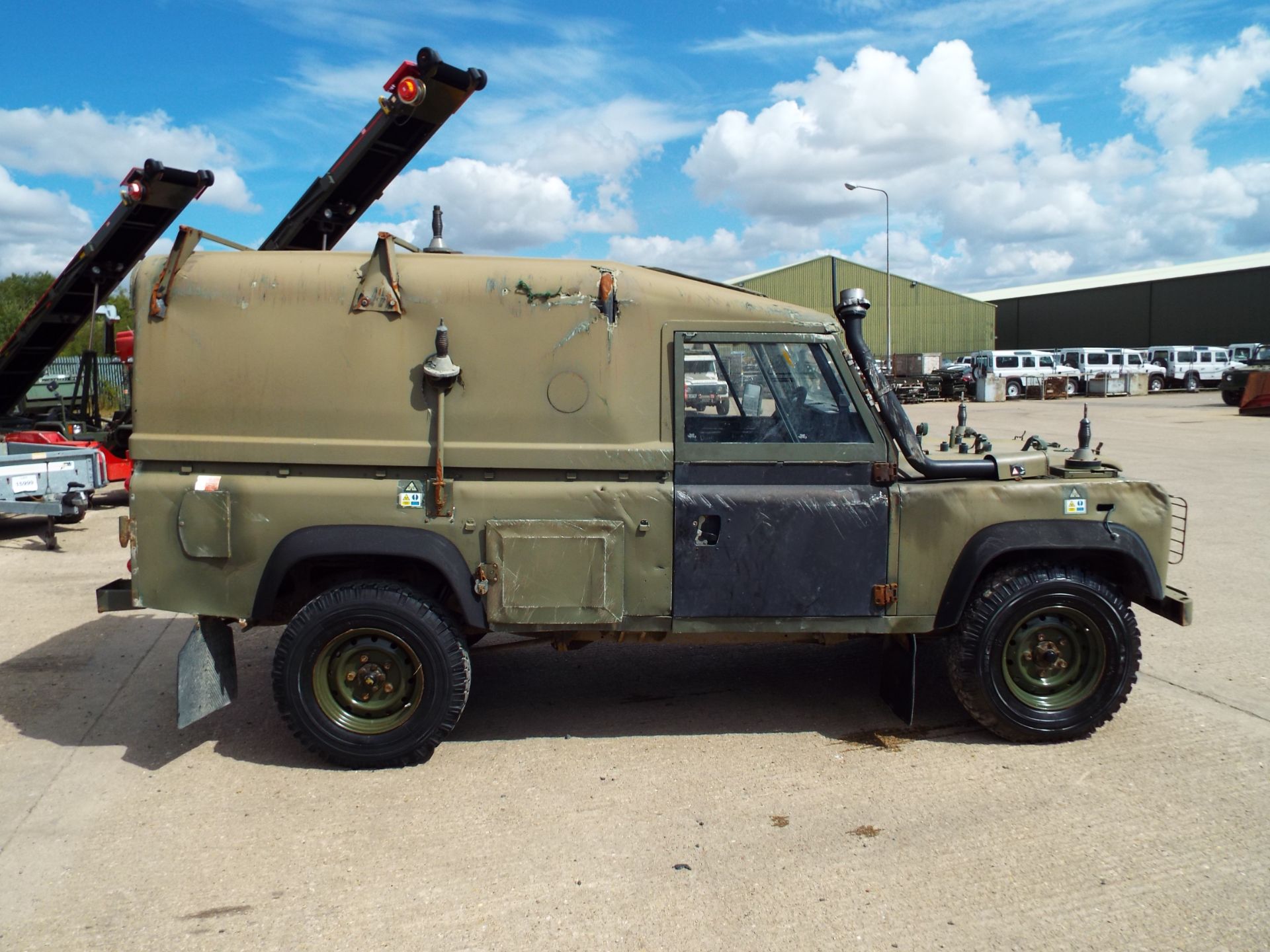 Very Rare Winter/Water Land Rover Wolf 110 Hard Top - Image 8 of 31