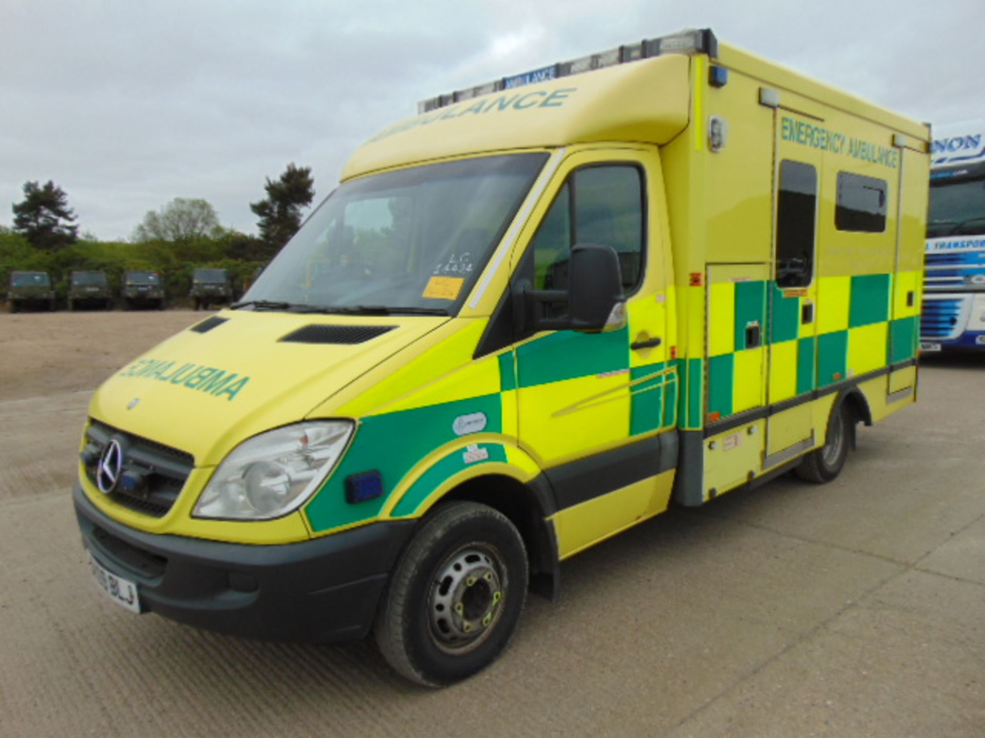 RHD Mercedes Sprinter 515 CDI Turbo Diesel Ambulance - Image 3 of 19