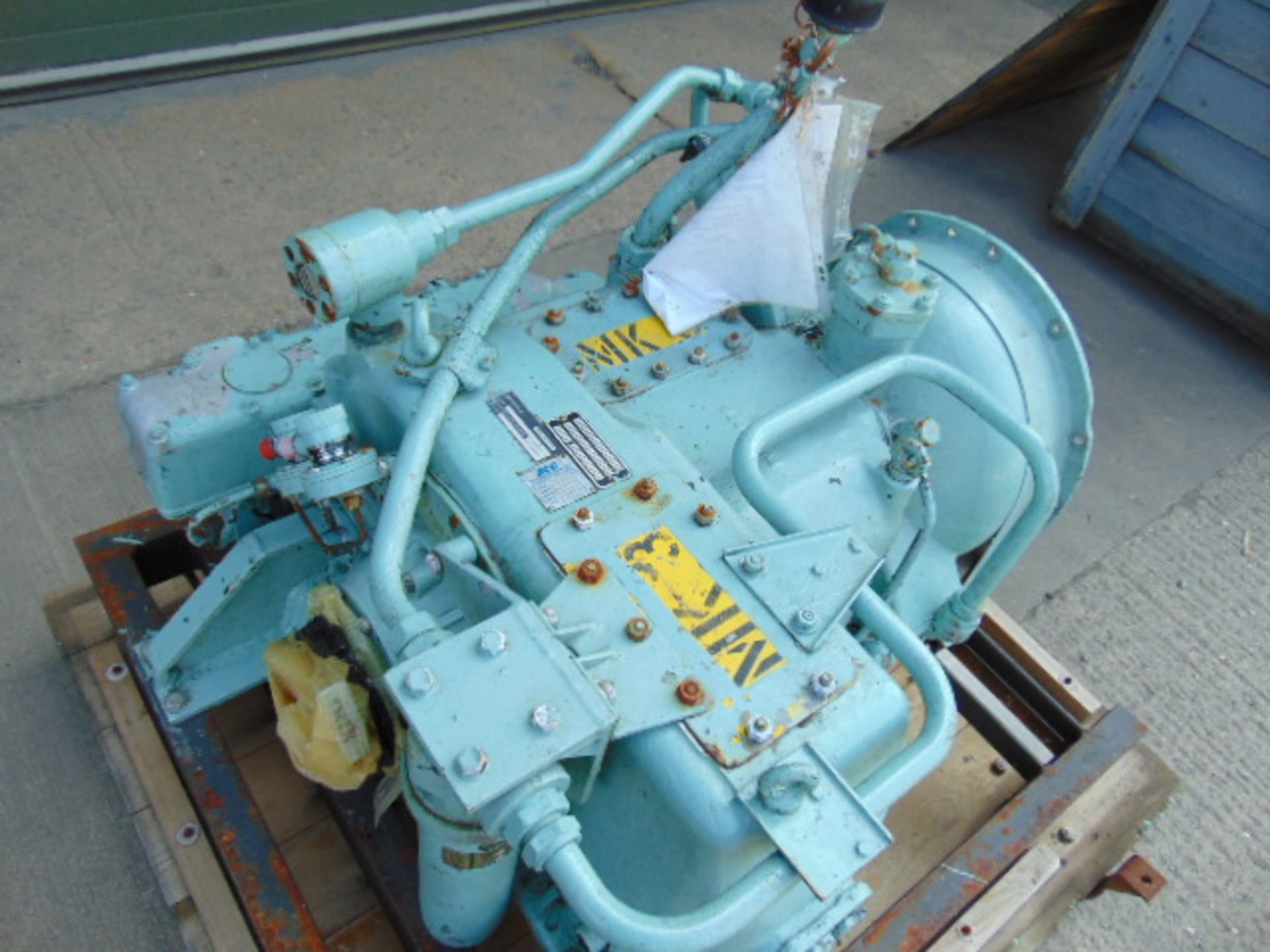 CET TN 26 Transmission Assembly - Image 11 of 14