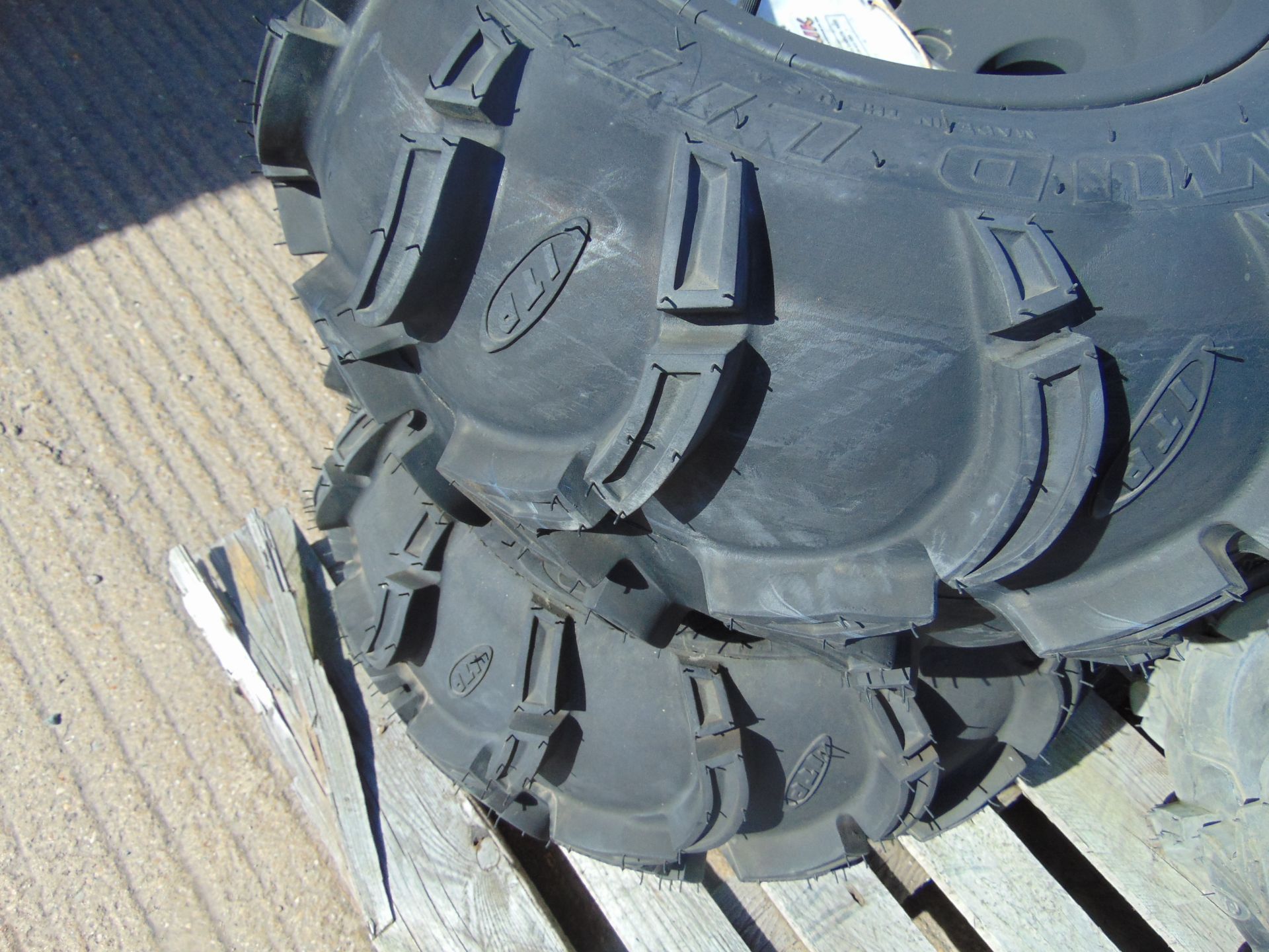 4 x ITP Mud Lite AT26x12-12 ATV/Quad Tyres with Rims - Image 7 of 8