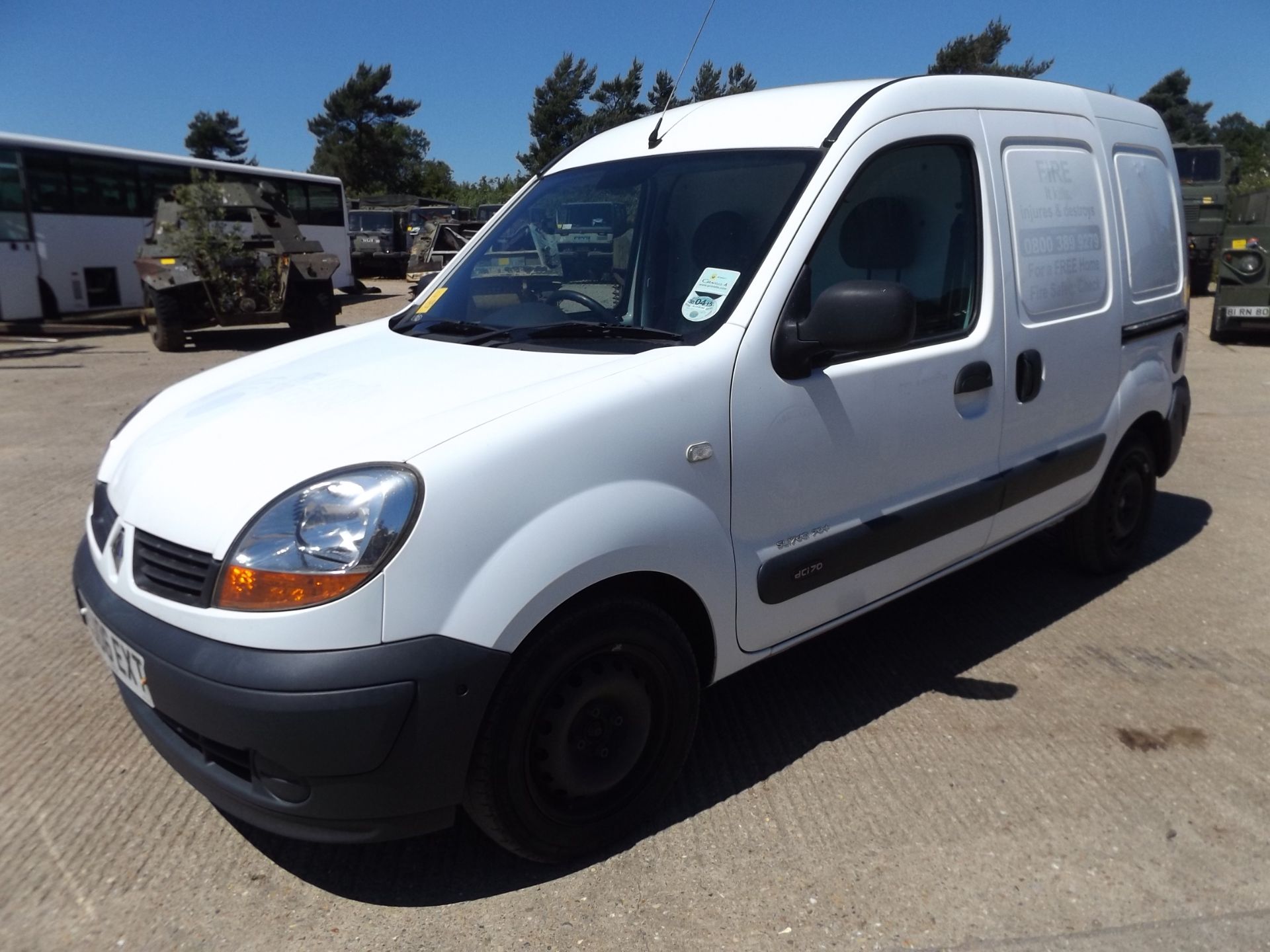 Renault Kangoo SL17DCI 70 1.5 Turbo Diesel Panel Van - Image 3 of 17