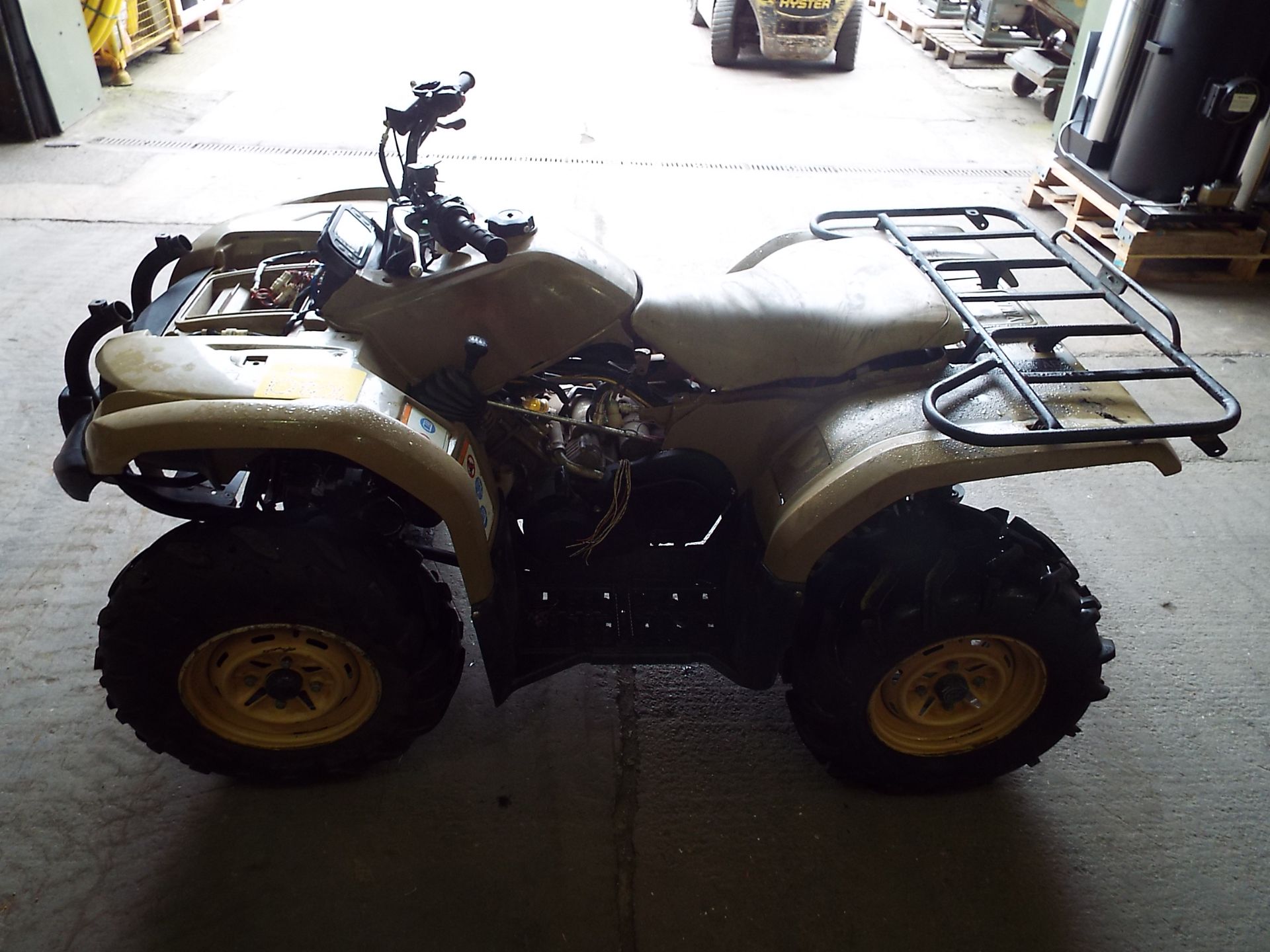 Military Specification Yamaha Grizzly 450 4 x 4 ATV Quad Bike - Image 13 of 19