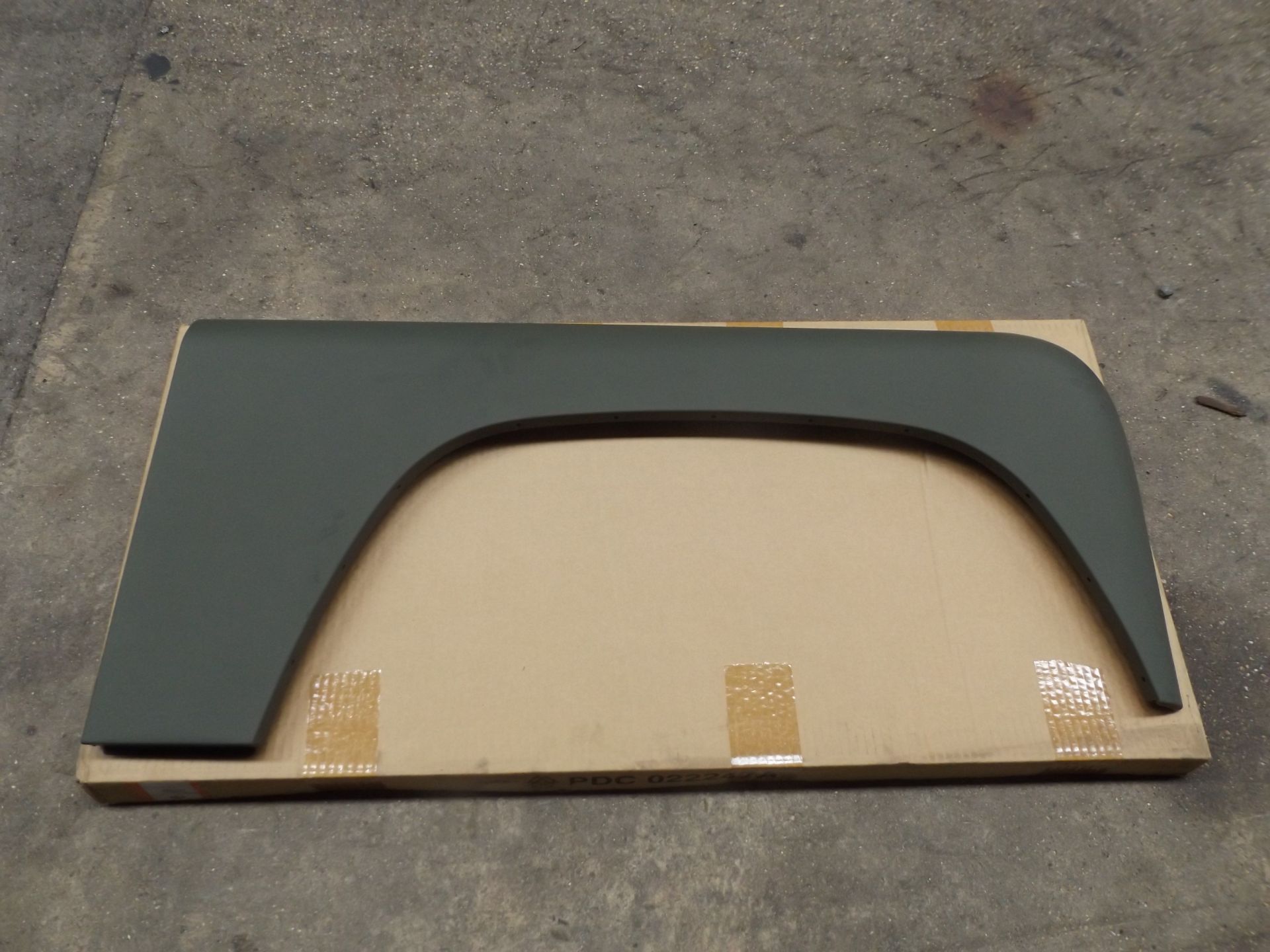 Land Rover Defender RH Outer Wing Panel RTC6351
