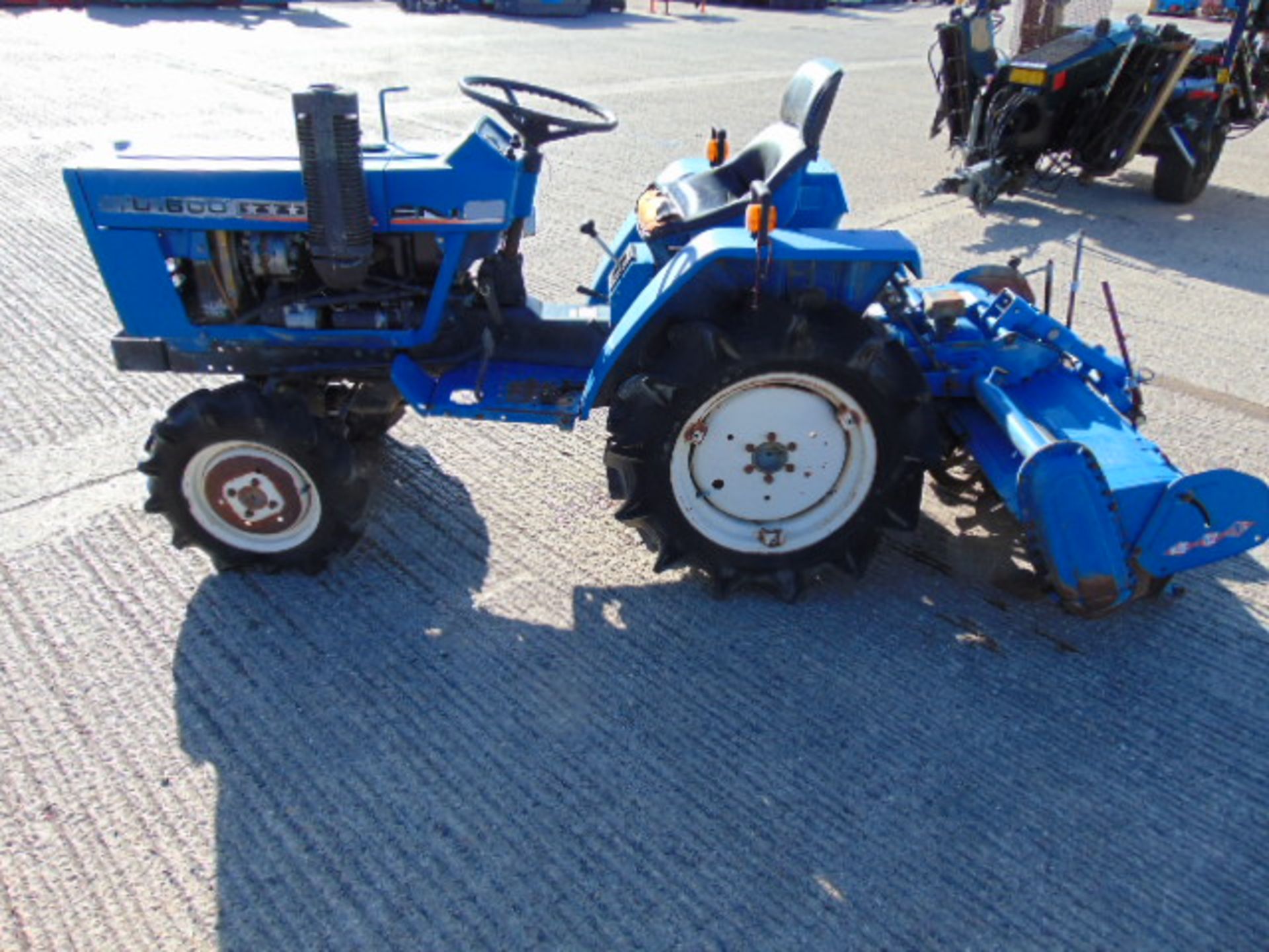 Iseki TU1600 Compact Tractor c/w Iseki SAR 1300 Rotovator 987 hours ONLY - Bild 4 aus 17