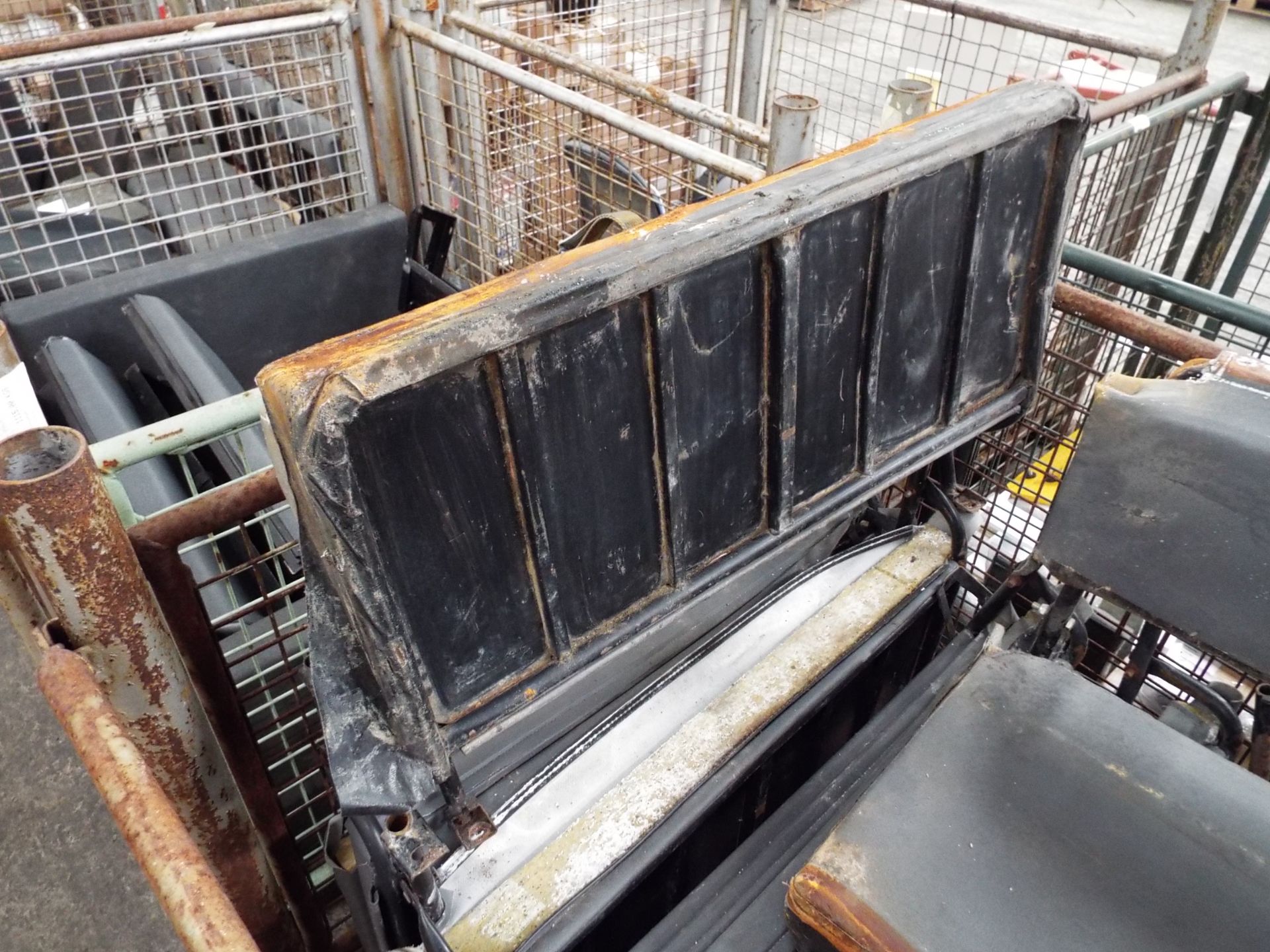 9 x Land Rover Bench Seats - Image 3 of 4