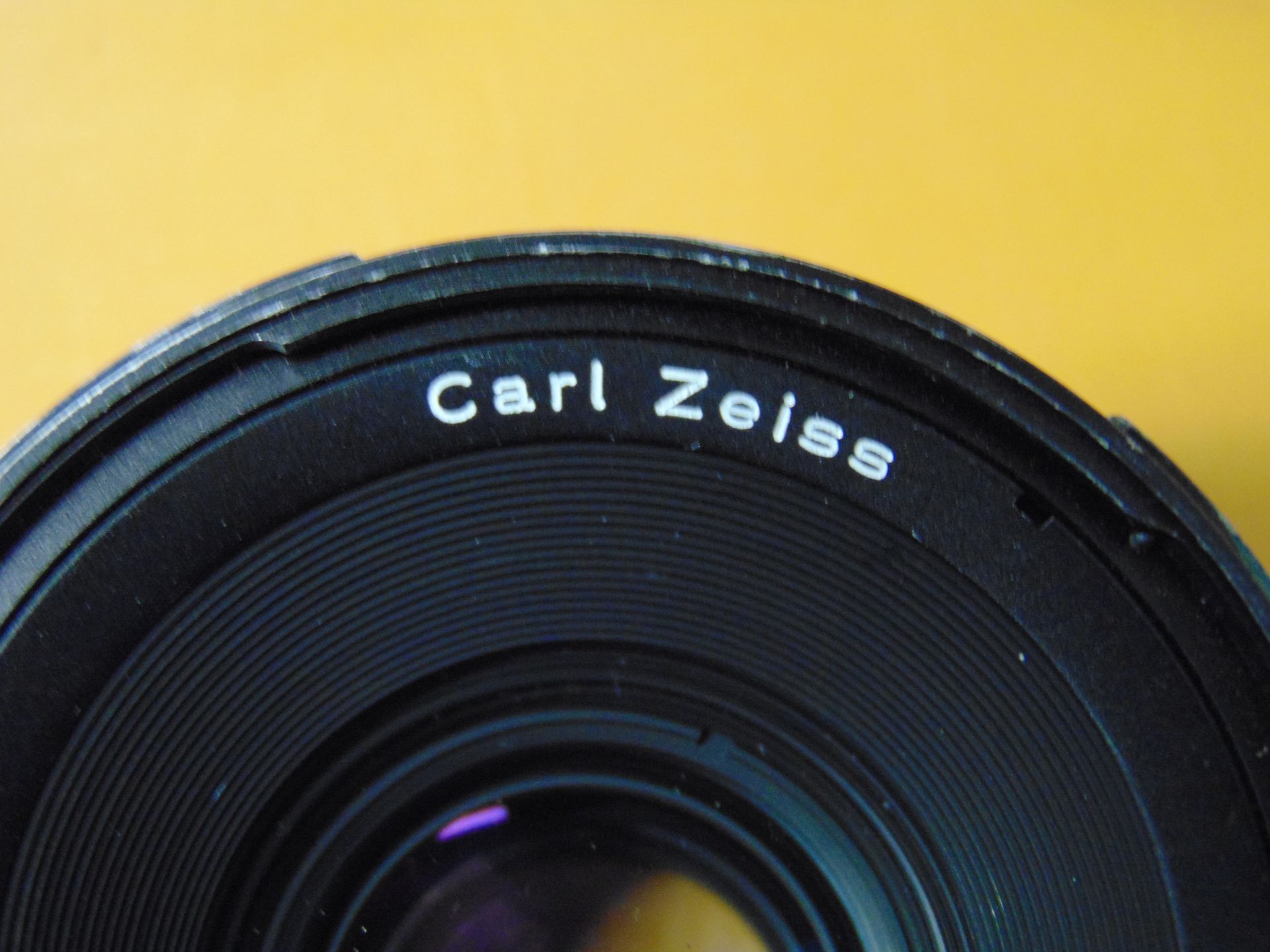 Carl Zeiss 7146422 Planar T* 2.8/80 Lense - Bild 6 aus 9