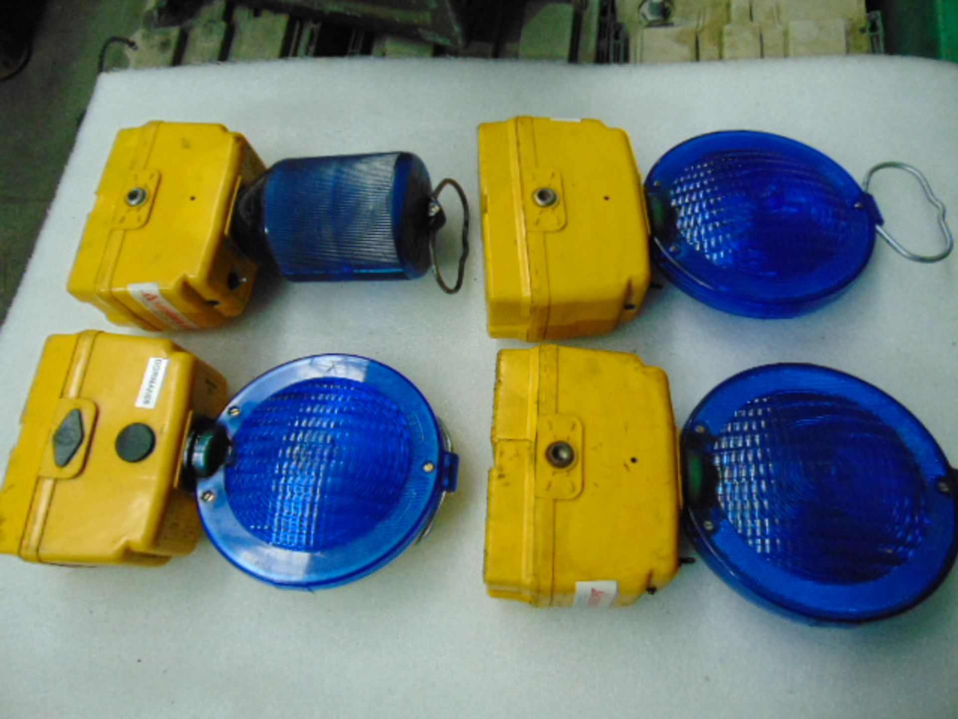 You are bidding on direct from the UK Fire Service Approx 4 x Unipart Dorman Pro-Flash Beacons. - Image 2 of 2