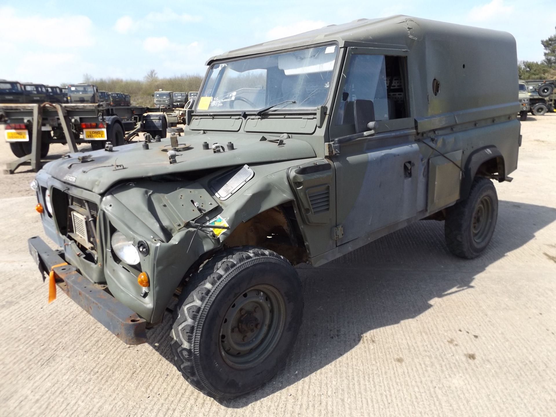 Land Rover Wolf 110 Soft Top suitable for spares or repairs - Bild 3 aus 16