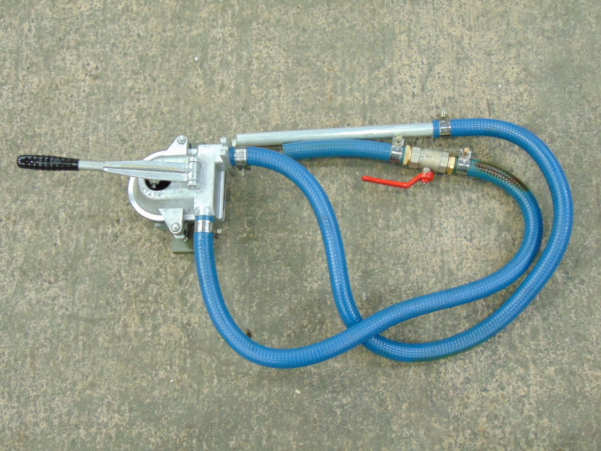 Patay Hand Operated Fuel Pump - Bild 2 aus 6