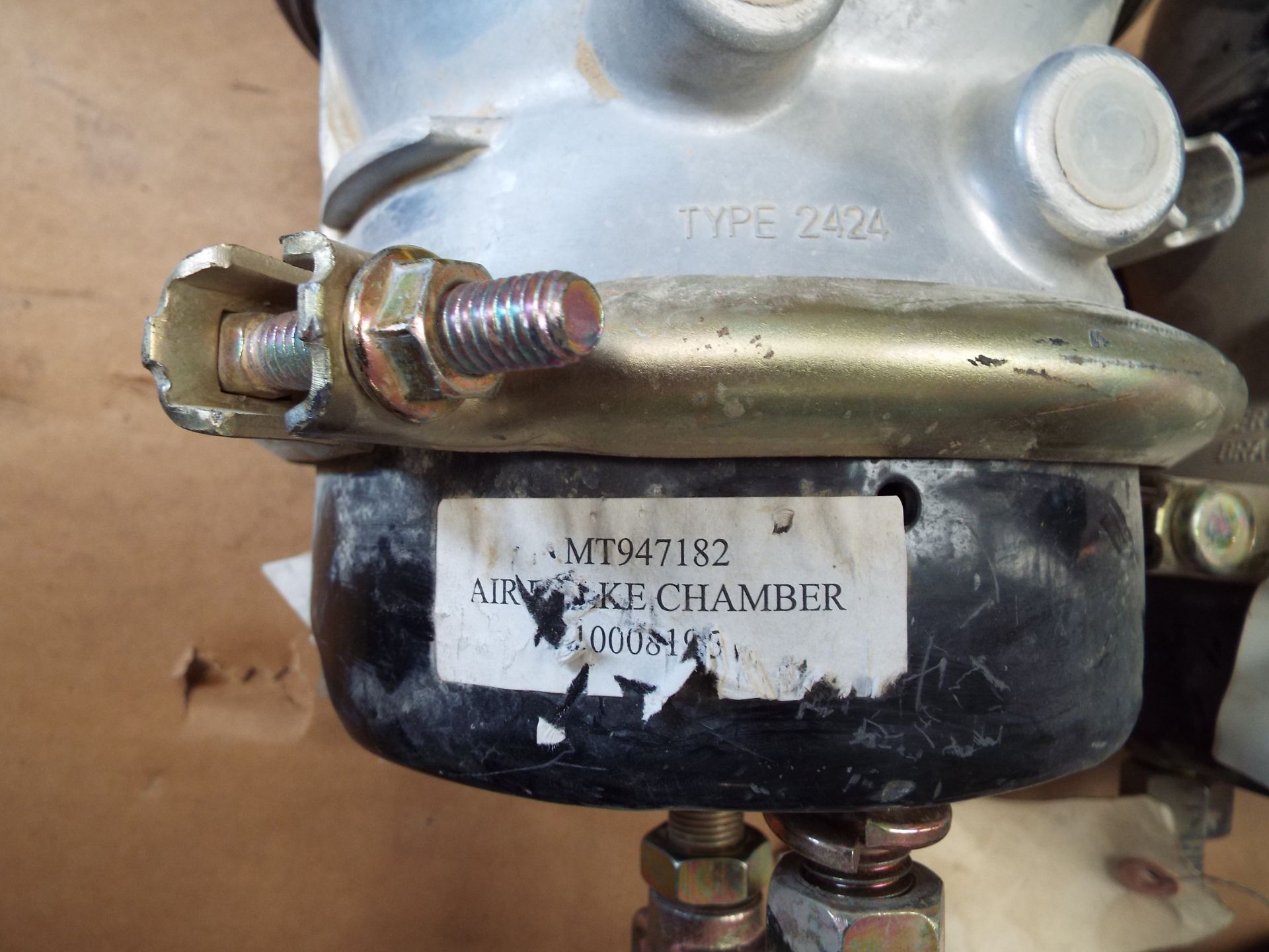 10 x Mixed Air Brake Chambers - Image 10 of 14