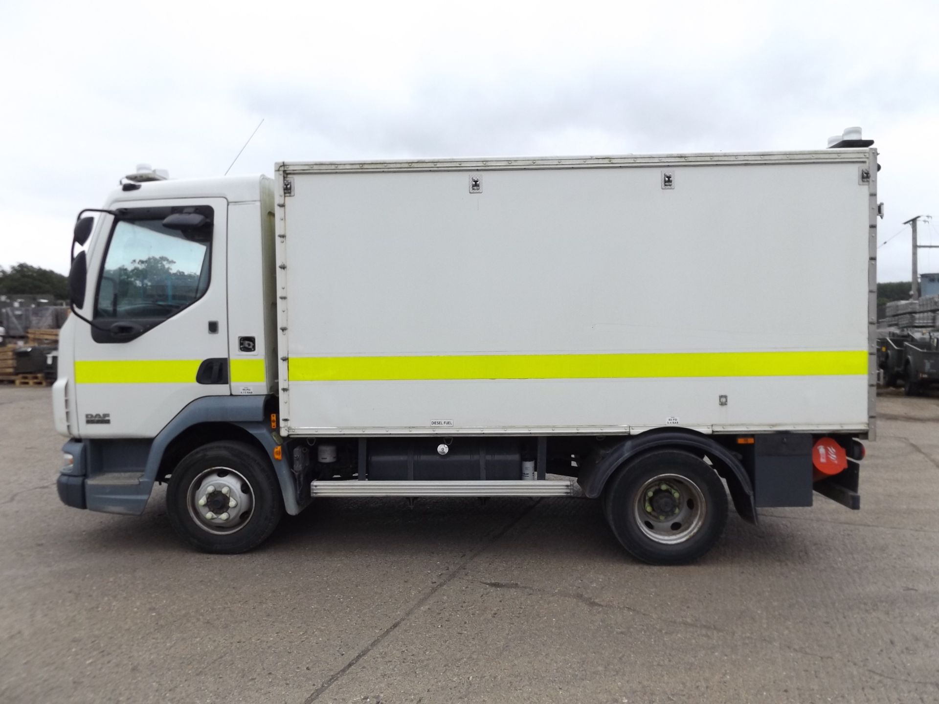 DAF LF 45 220 7.5 tonne Cargo Truck with Penman rear body - Image 4 of 24