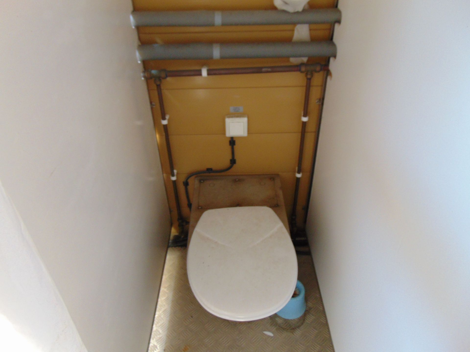 Acclimatise Tactical Base Ablution Unit - Image 16 of 38
