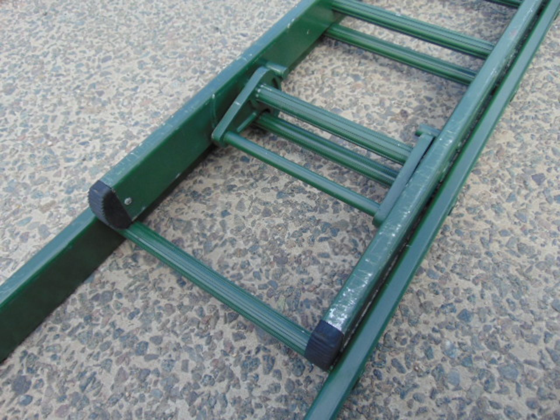 Ramsay 3.7m 2 Section Aluminium Ladder - Image 3 of 6