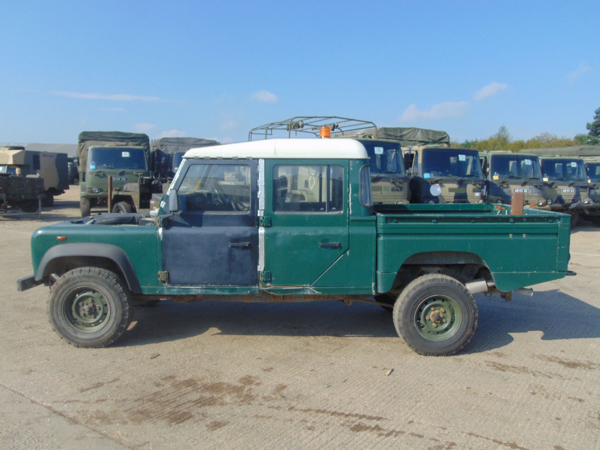 Land Rover Defender 130 TD5 Double Cab Pick Up - Image 8 of 21