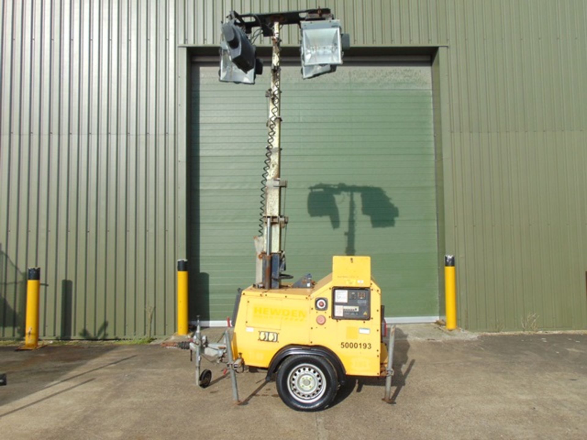 SMC TL90 Perkins Diesel Powered Trailer Mounted Lighting Tower - Image 2 of 15