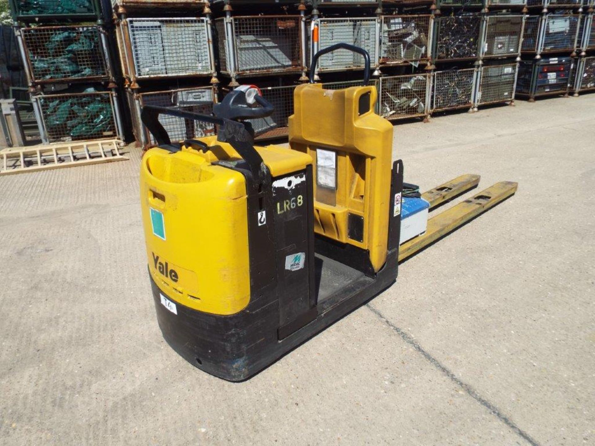 Yale MO20 2T Self Propelled Electric Pallet Truck