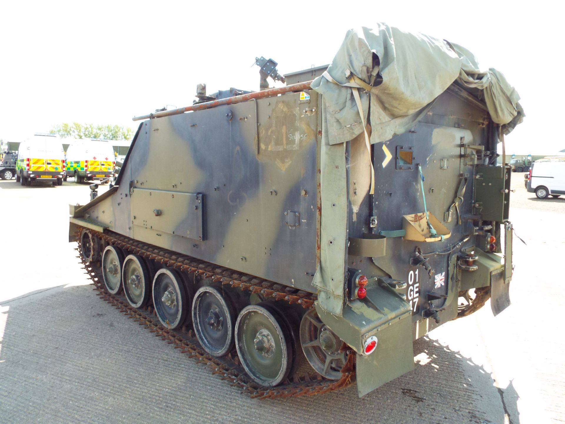 CVRT (Combat Vehicle Reconnaissance Tracked) FV105 Sultan Armoured Personnel Carrier - Bild 5 aus 29