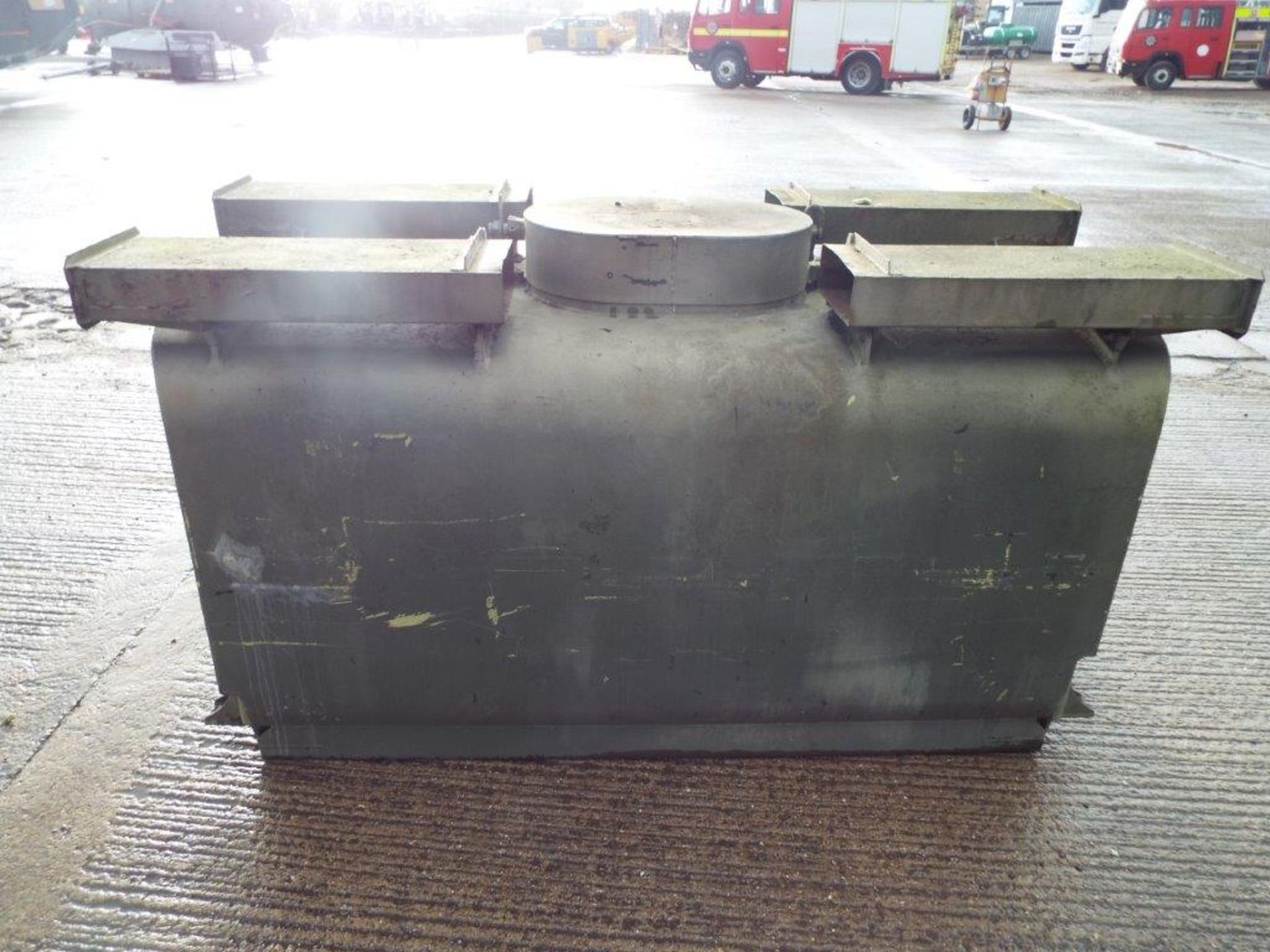 Gloster Saro 2,200Ltr Aluminium Fuel/Fluid Distribution Tank - Bild 3 aus 8