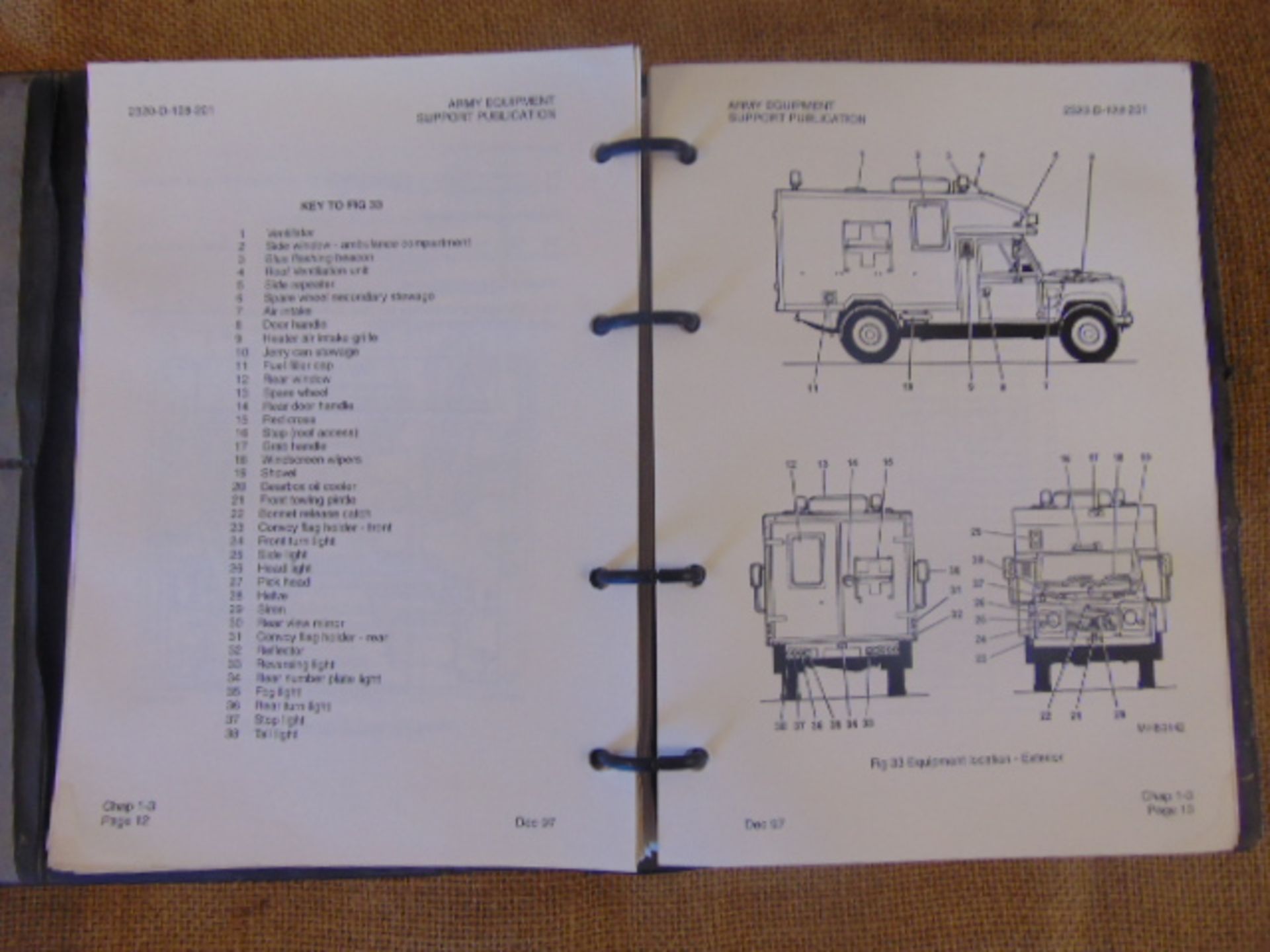 Military Land Rover WOLF 90/110/Ambulance Operating Manual - Bild 5 aus 7