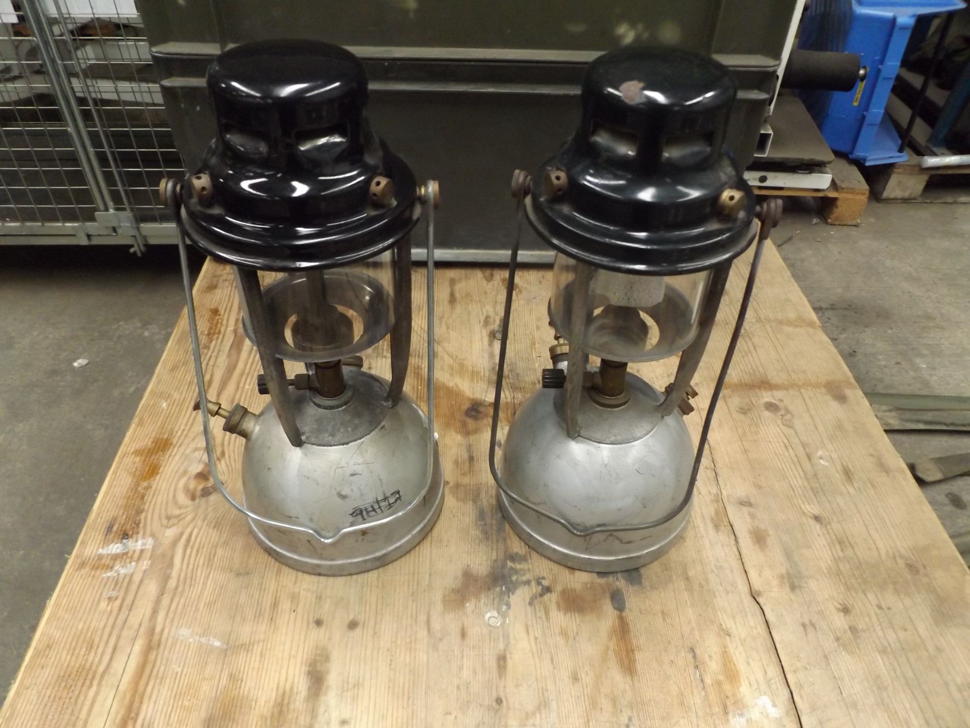 2 x Tilley Lamps - Image 4 of 4