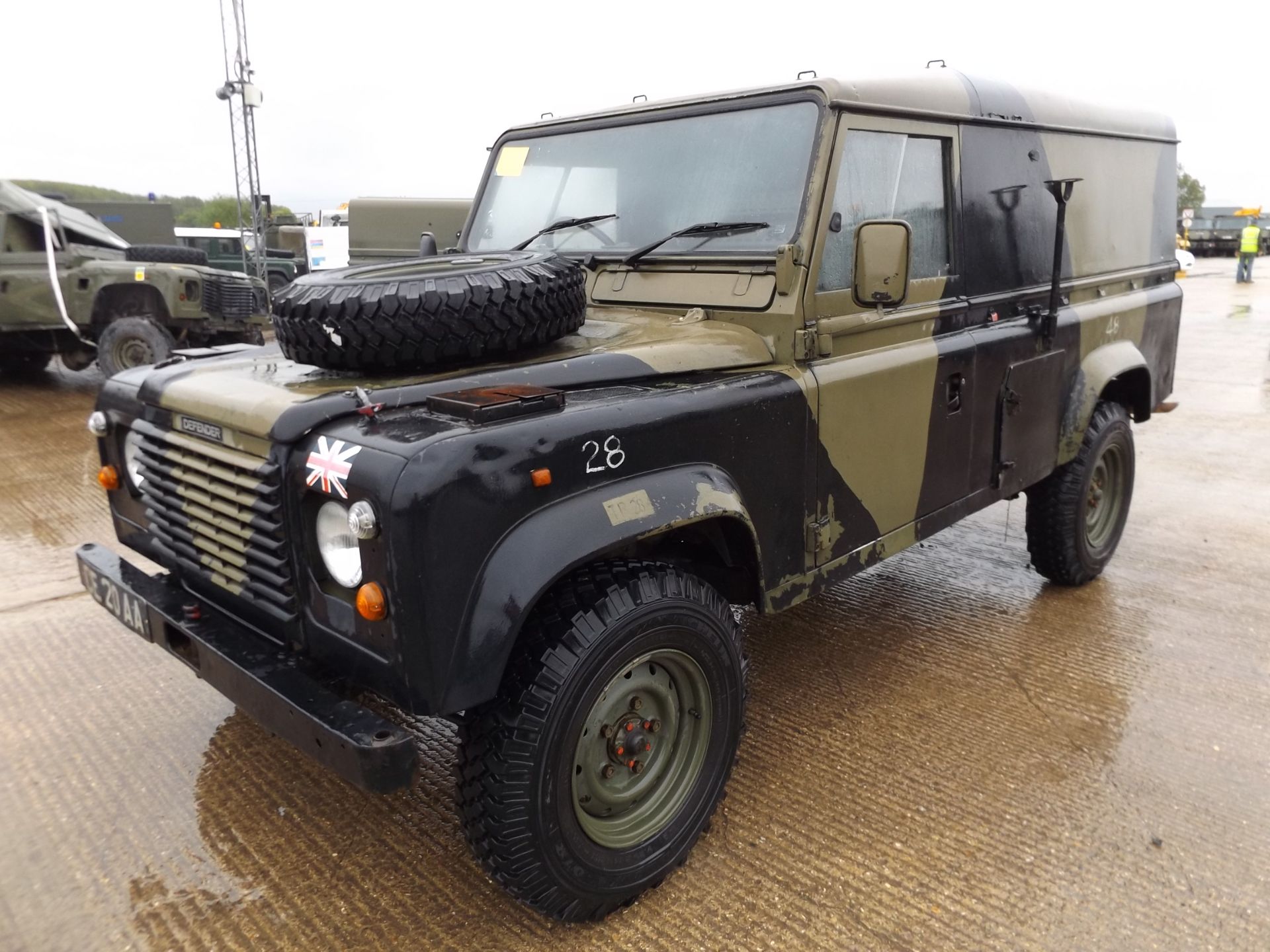 Land Rover 110 Hard Top R380 gearbox - Image 3 of 19