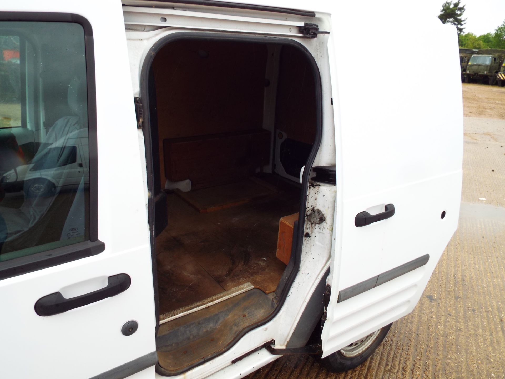 Ford Transit Connect T200 L75 Panel Van - Bild 12 aus 15