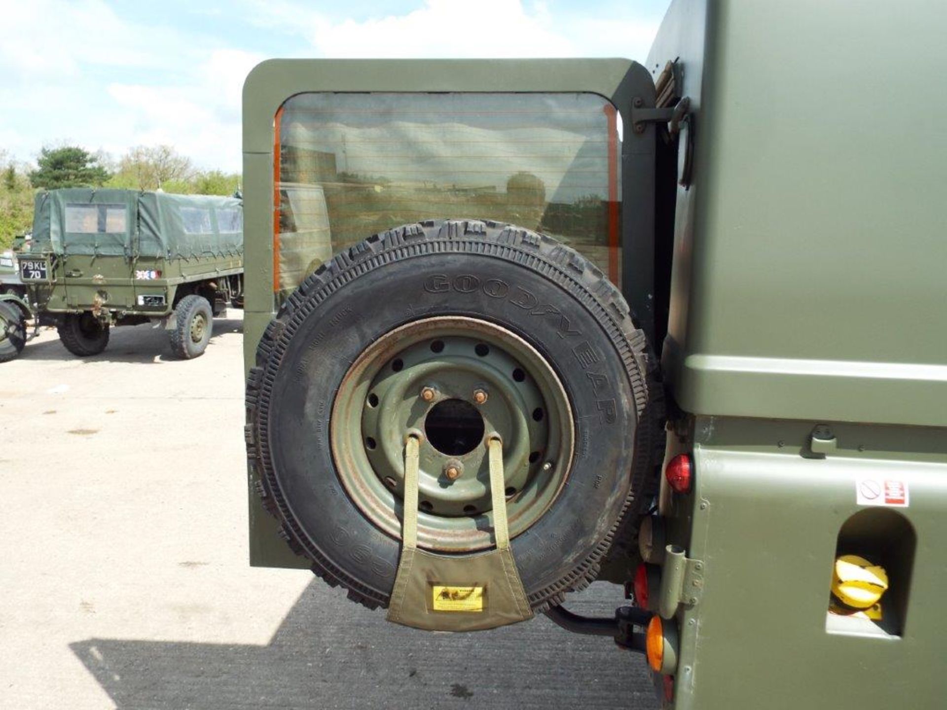 Military Specification Land Rover Wolf 110 Hard Top - Image 25 of 26