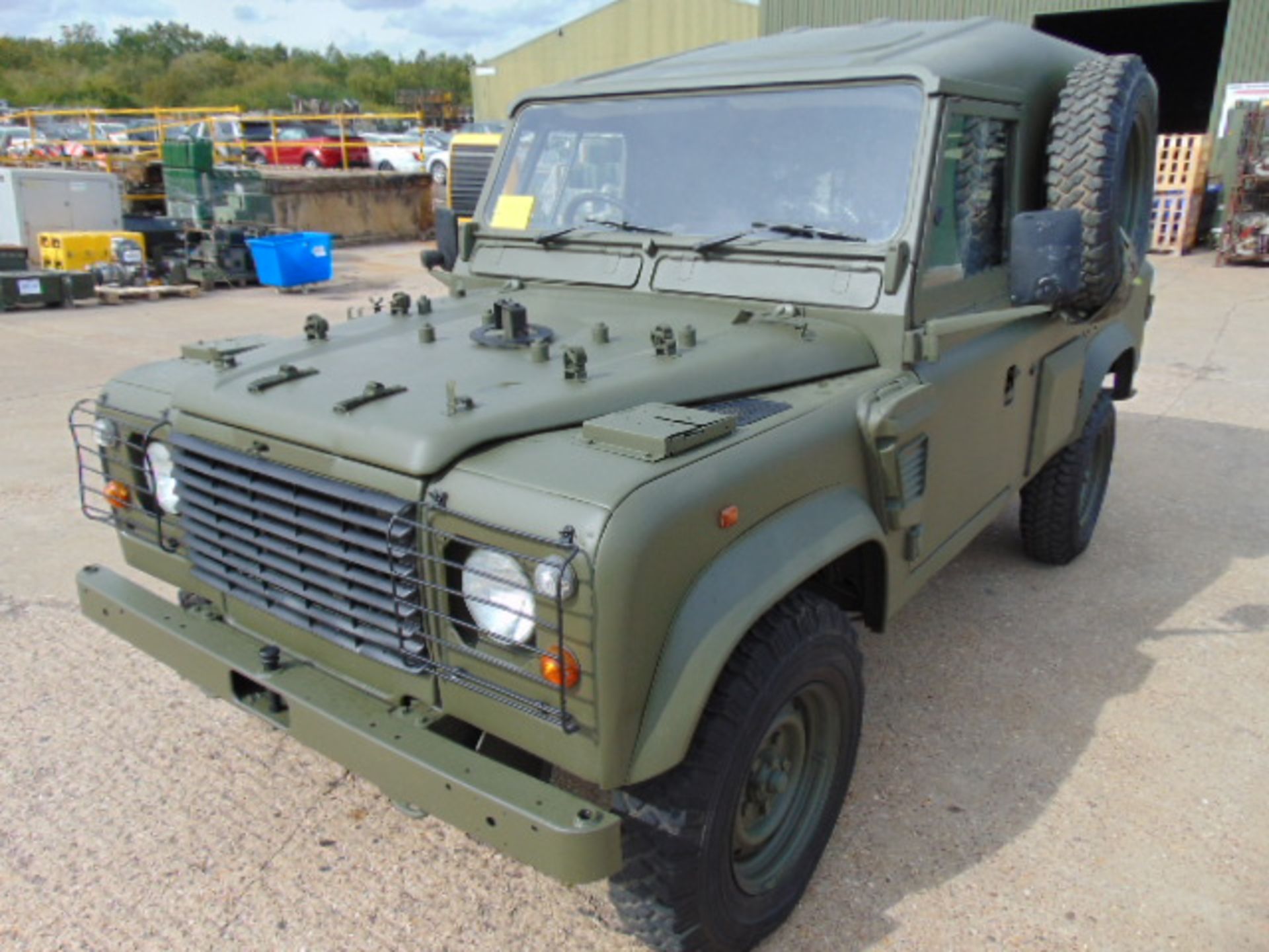 Military Specification Land Rover Wolf 110 Hard Top FFR (Radio Fit) 47,000 miles only - Bild 3 aus 21