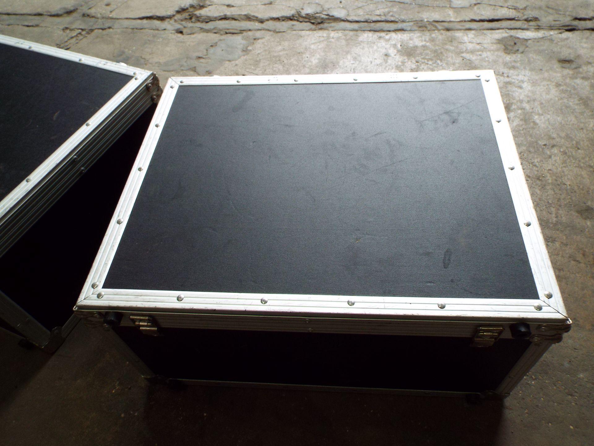 2 x Heavy Duty Transit Cases - Image 5 of 7